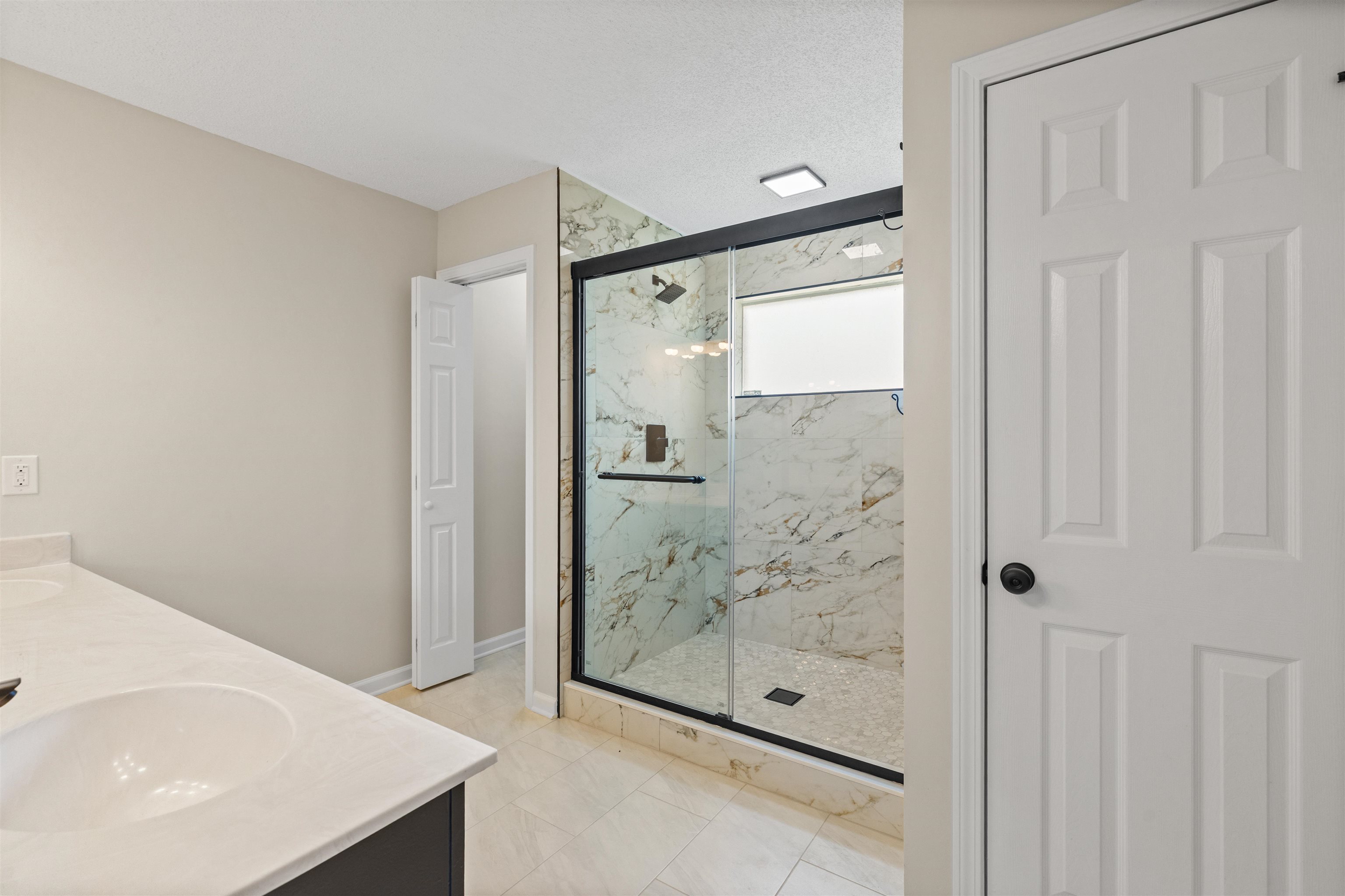 8124 Country Village Dr Property Photo 26