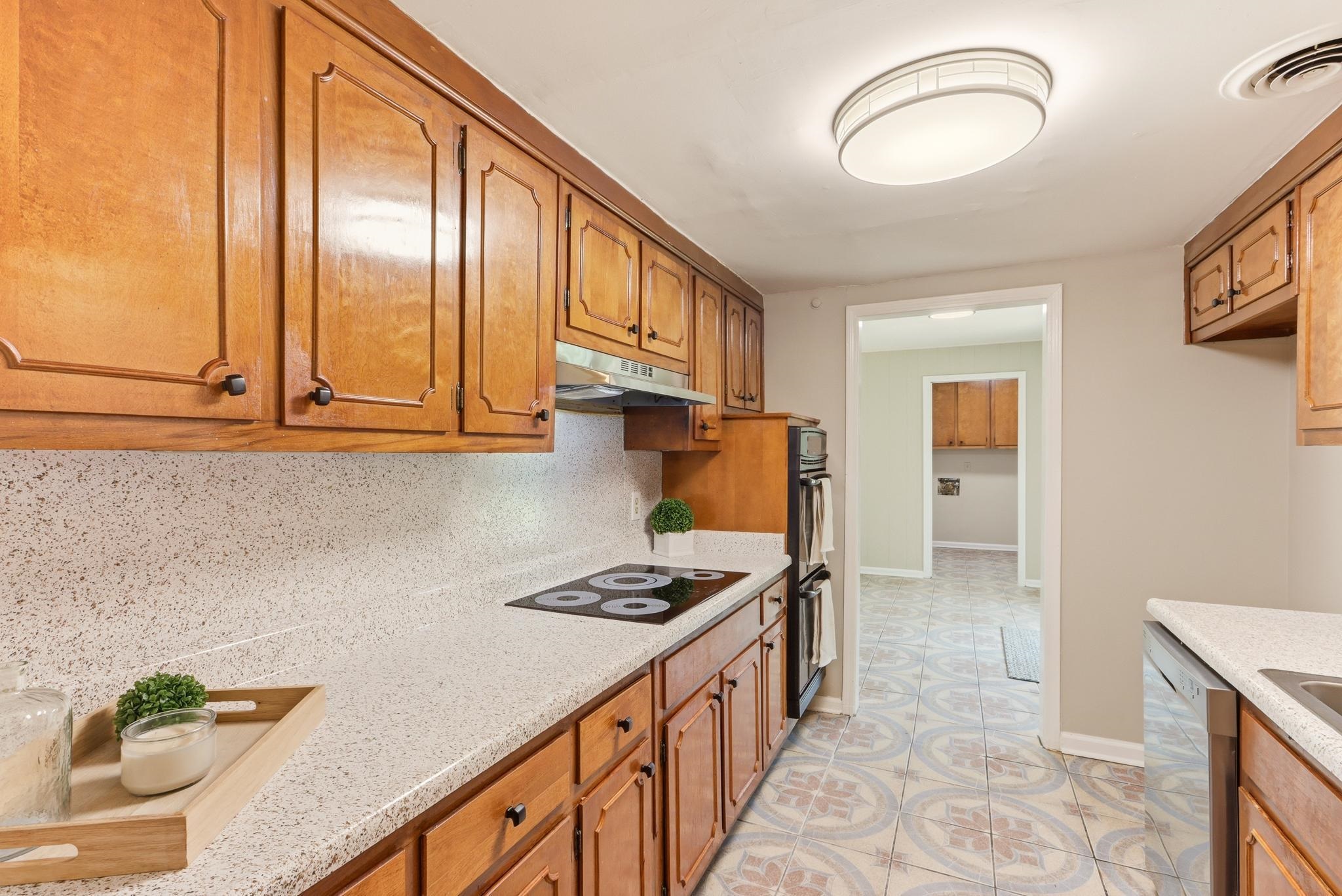 3252 Brakebill Cv Property Photo 7