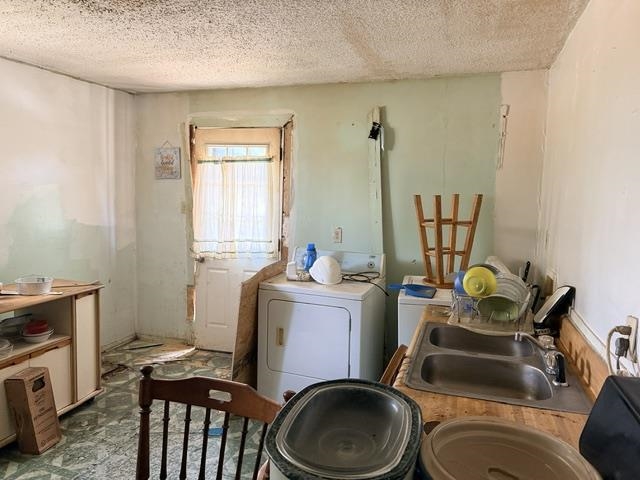 2495 Deadrick Ave Property Photo 6