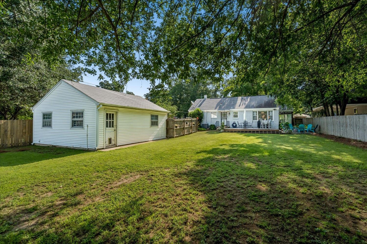 1157 Colonial Rd Property Photo 20