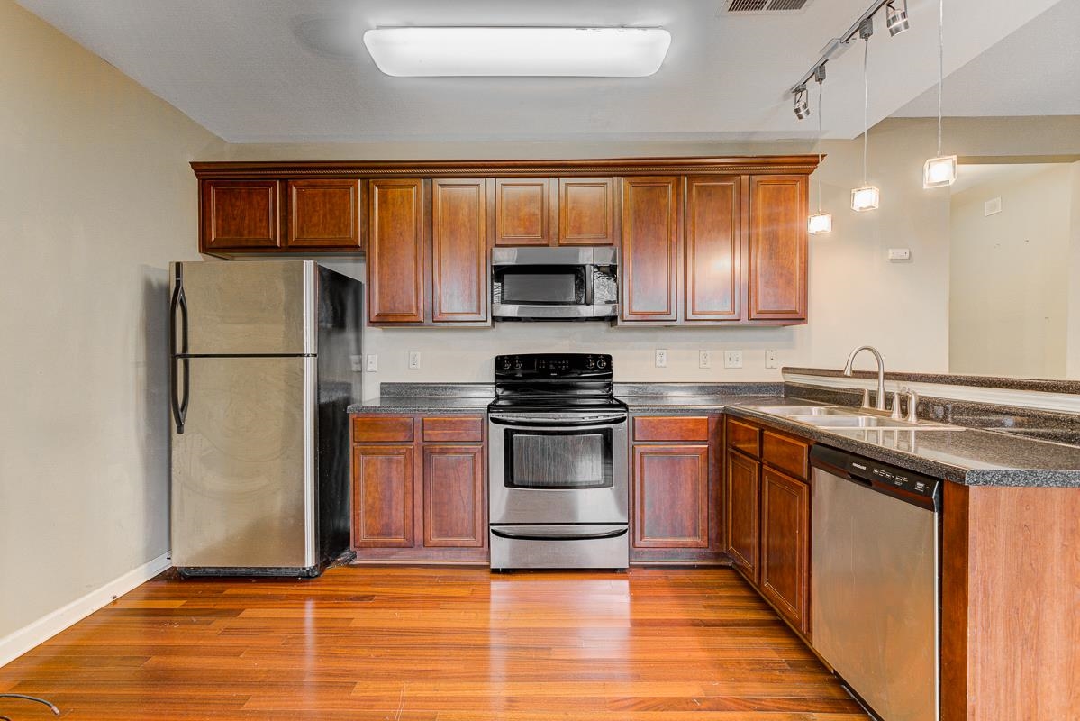 731 Litty Ct #105 Property Photo 8