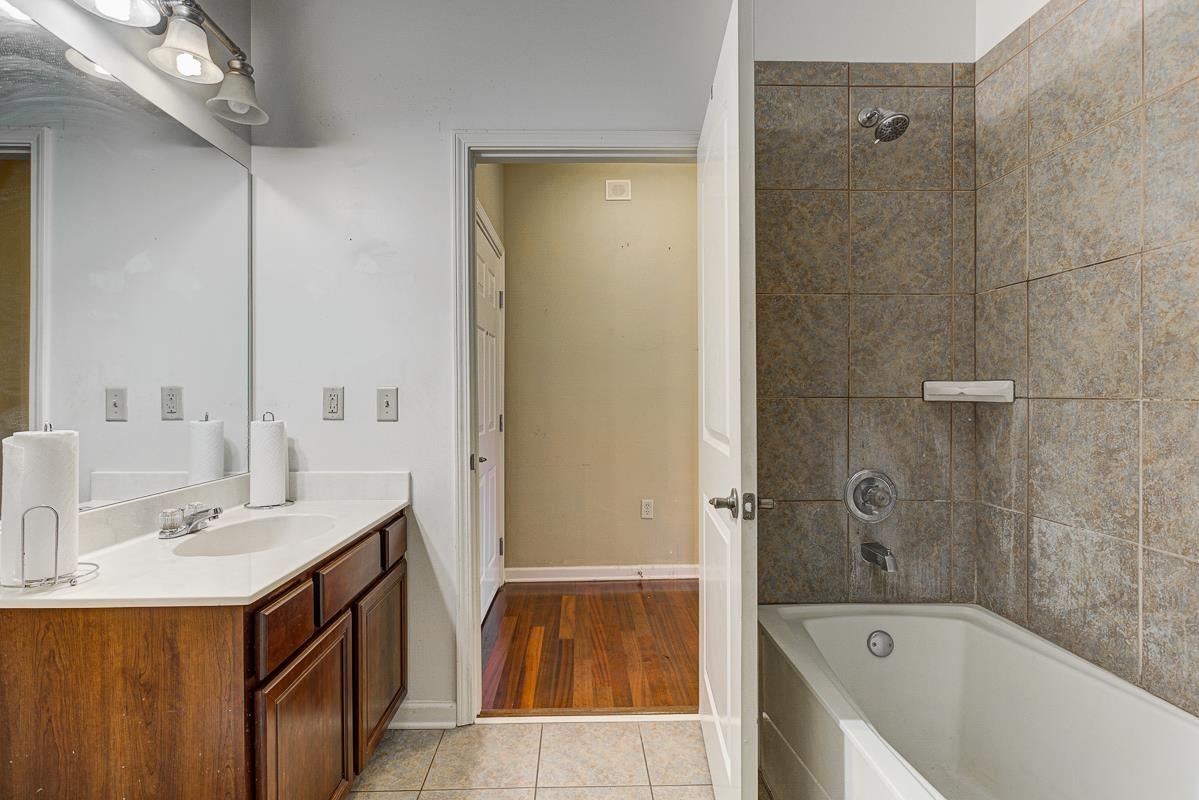 731 Litty Ct #105 Property Photo 13
