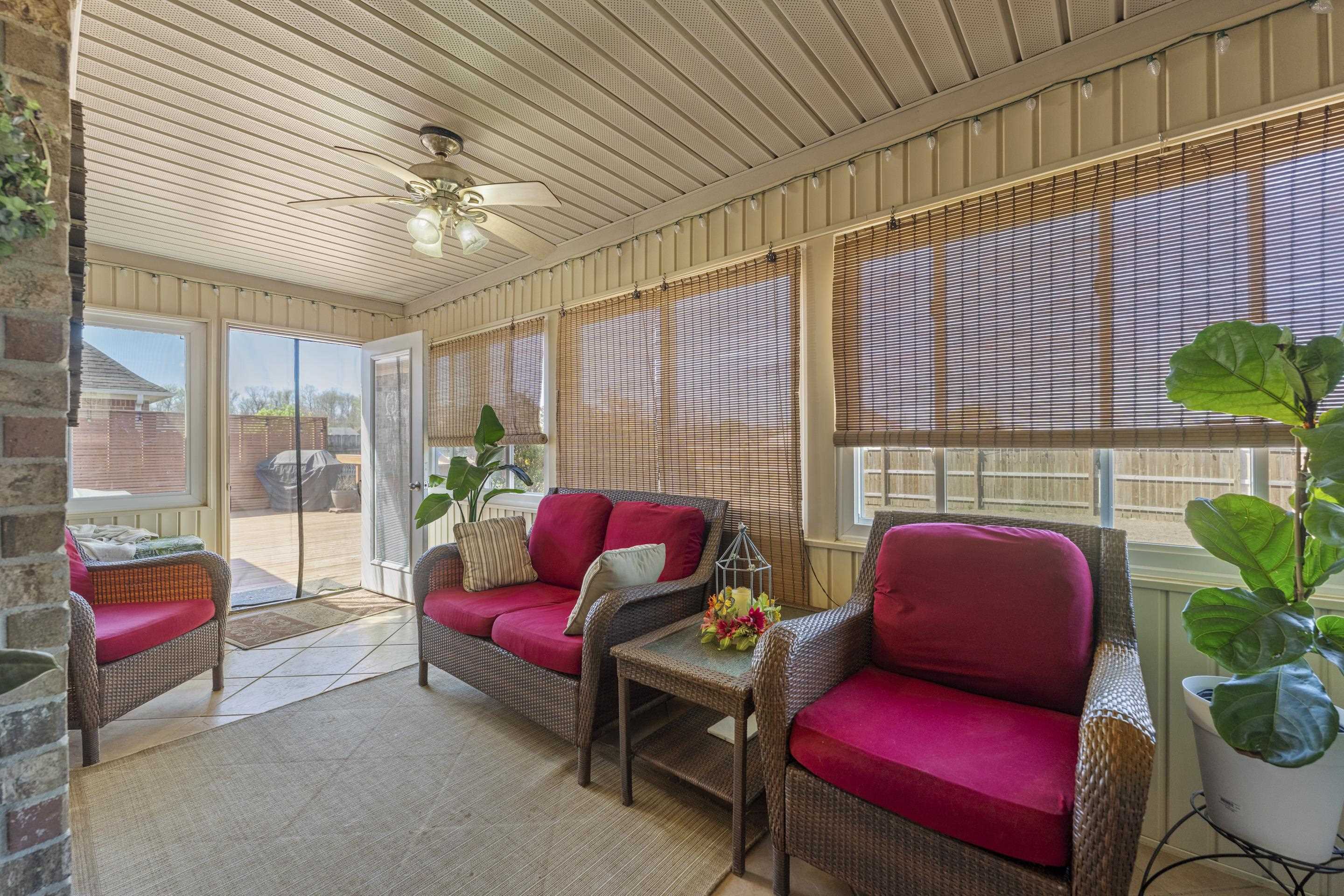 77 Lauren Cv Property Photo 24