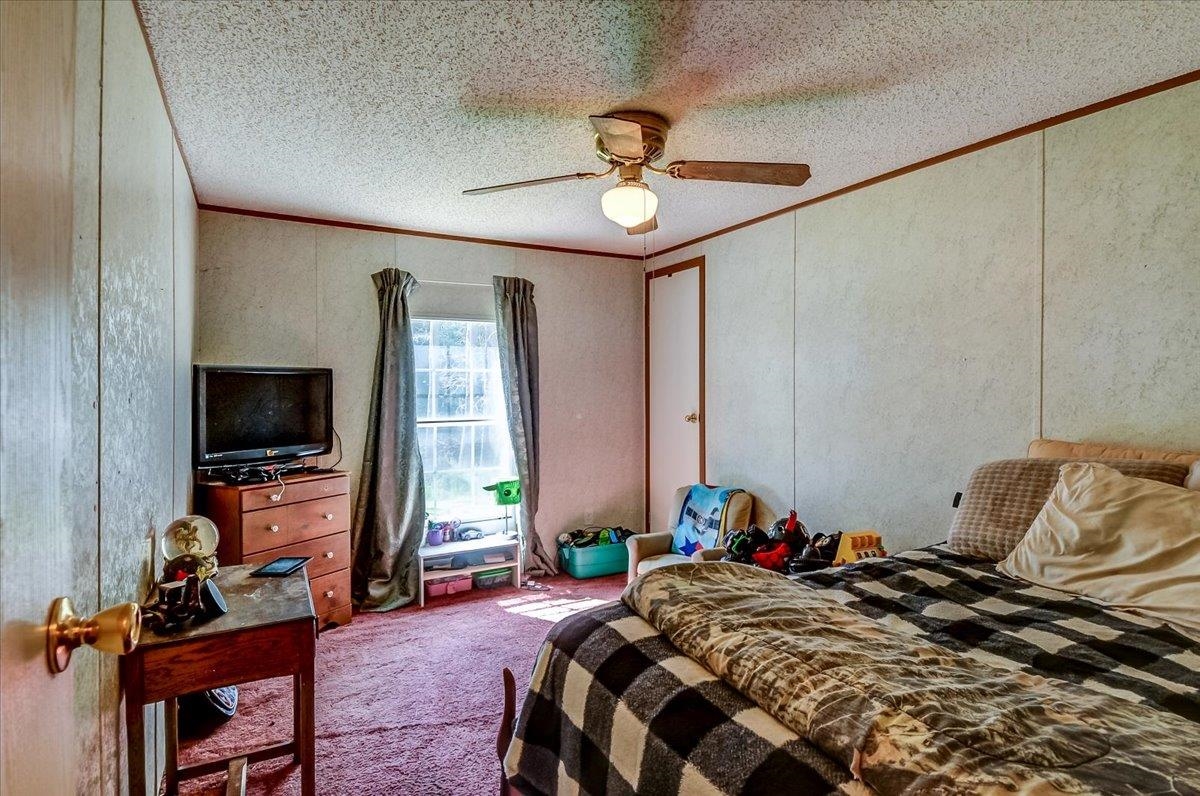 1123 Walnut Rd Property Photo 19