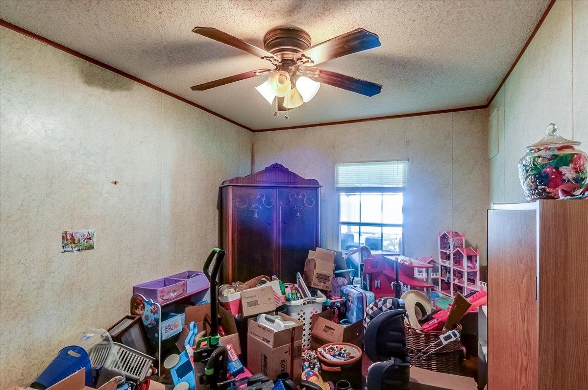 1123 Walnut Rd Property Photo 22