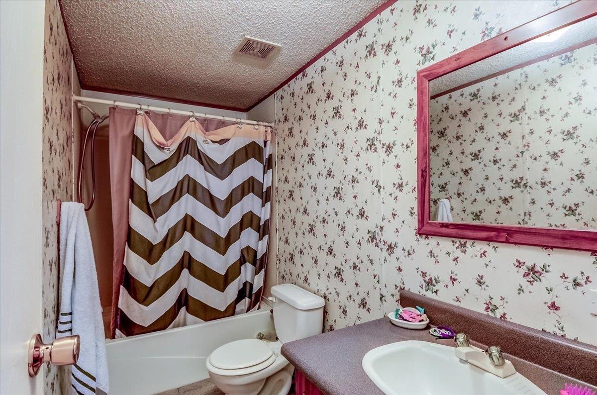 1123 Walnut Rd Property Photo 23