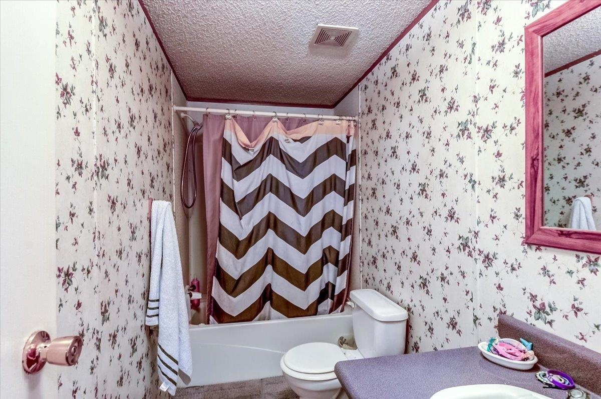 1123 Walnut Rd Property Photo 24
