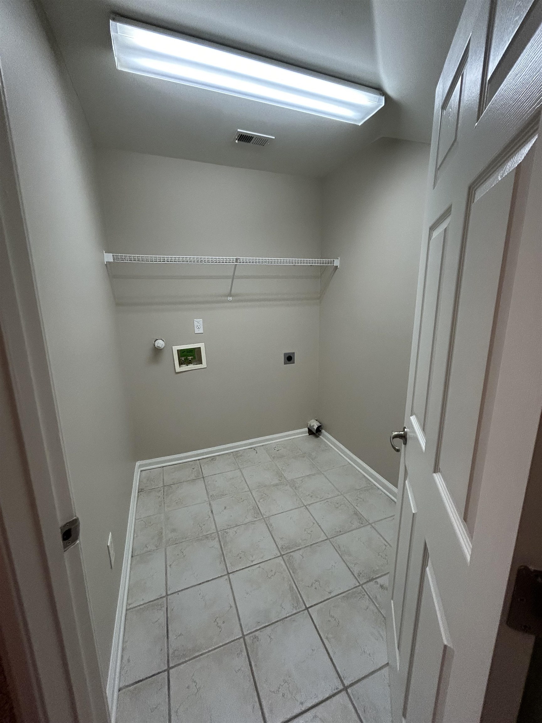 1390 Island Town Dr Property Photo 11