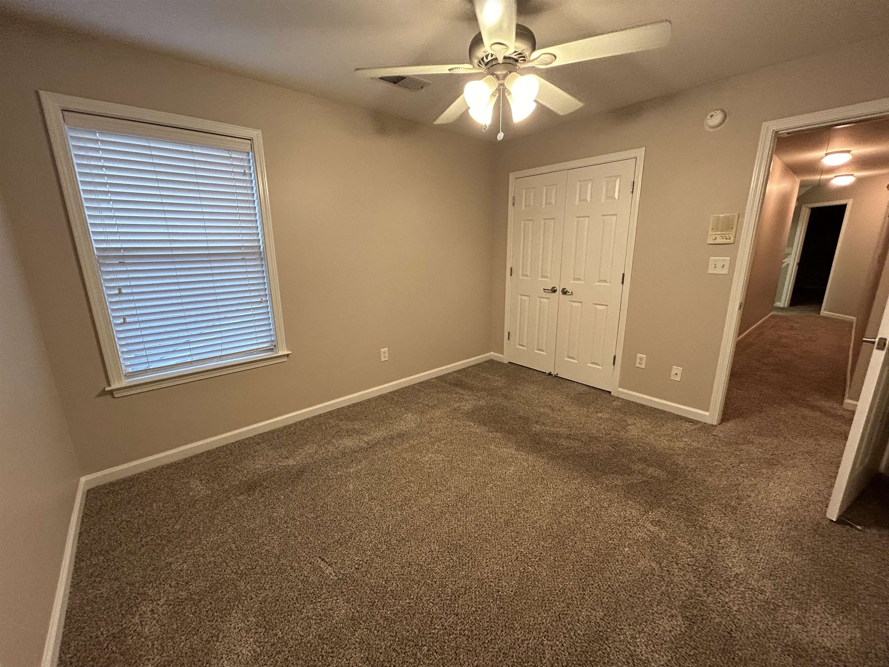 1390 Island Town Dr Property Photo 12