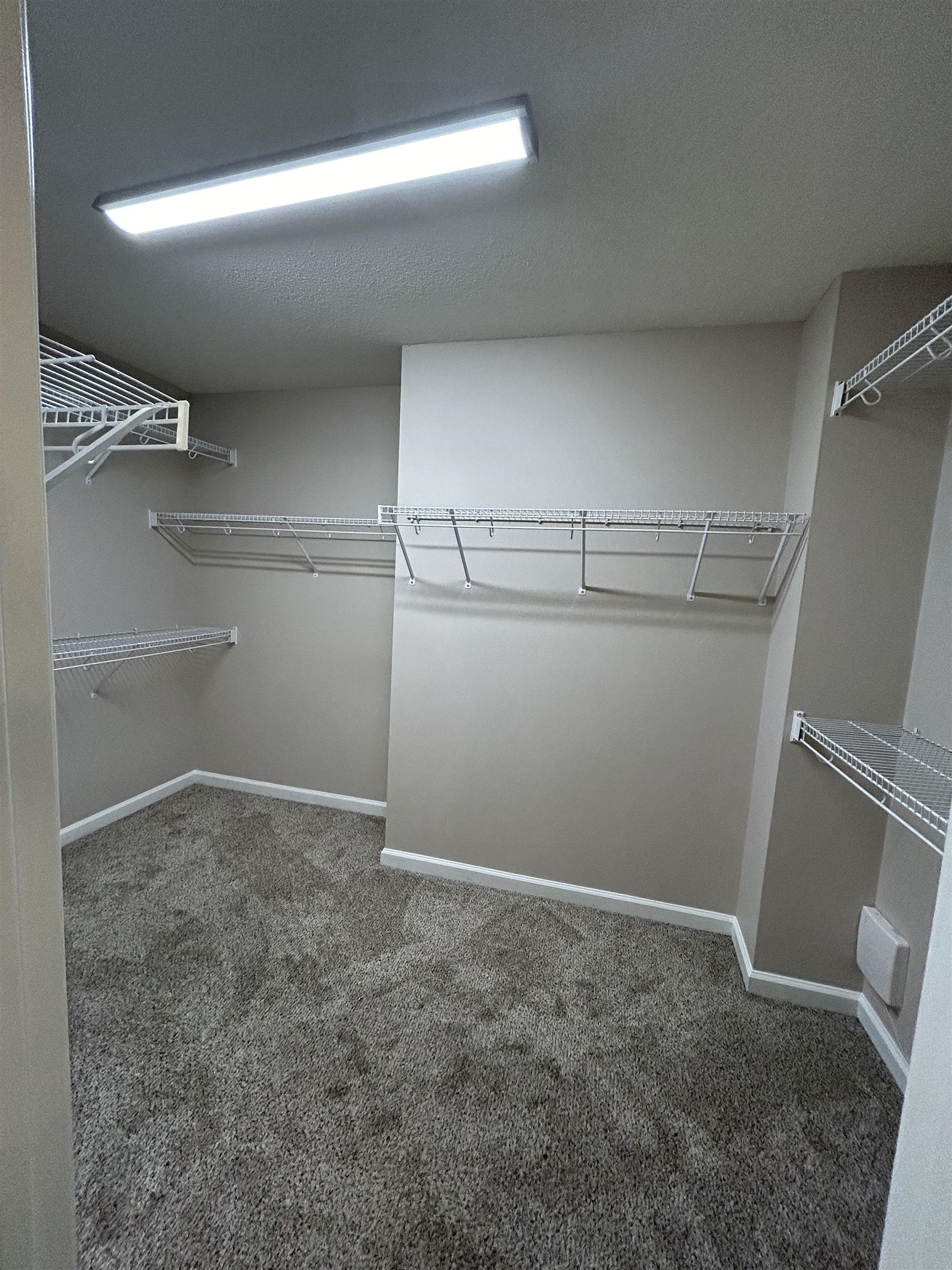 1390 Island Town Dr Property Photo 14