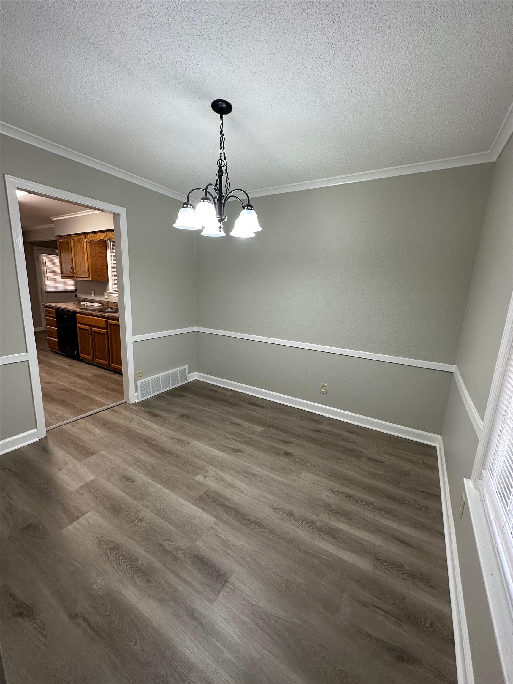 2760 Bragg Ln Property Photo 4