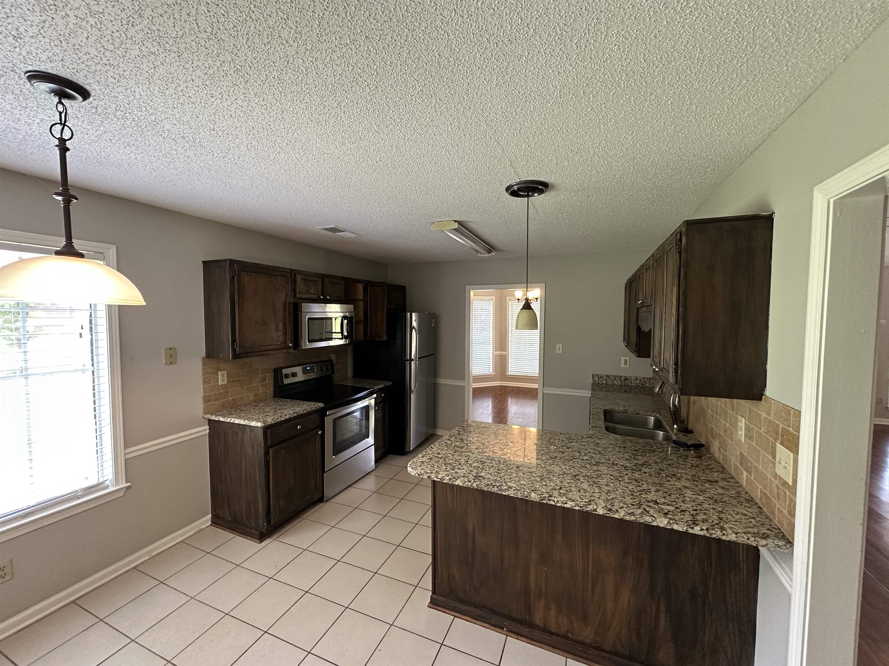 3574 Thistle Valley Ln Property Photo 4