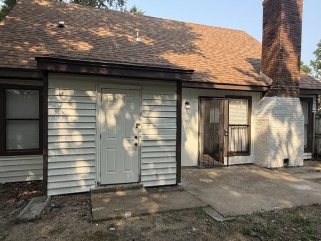 5696 Shagbark Ct Property Photo 4