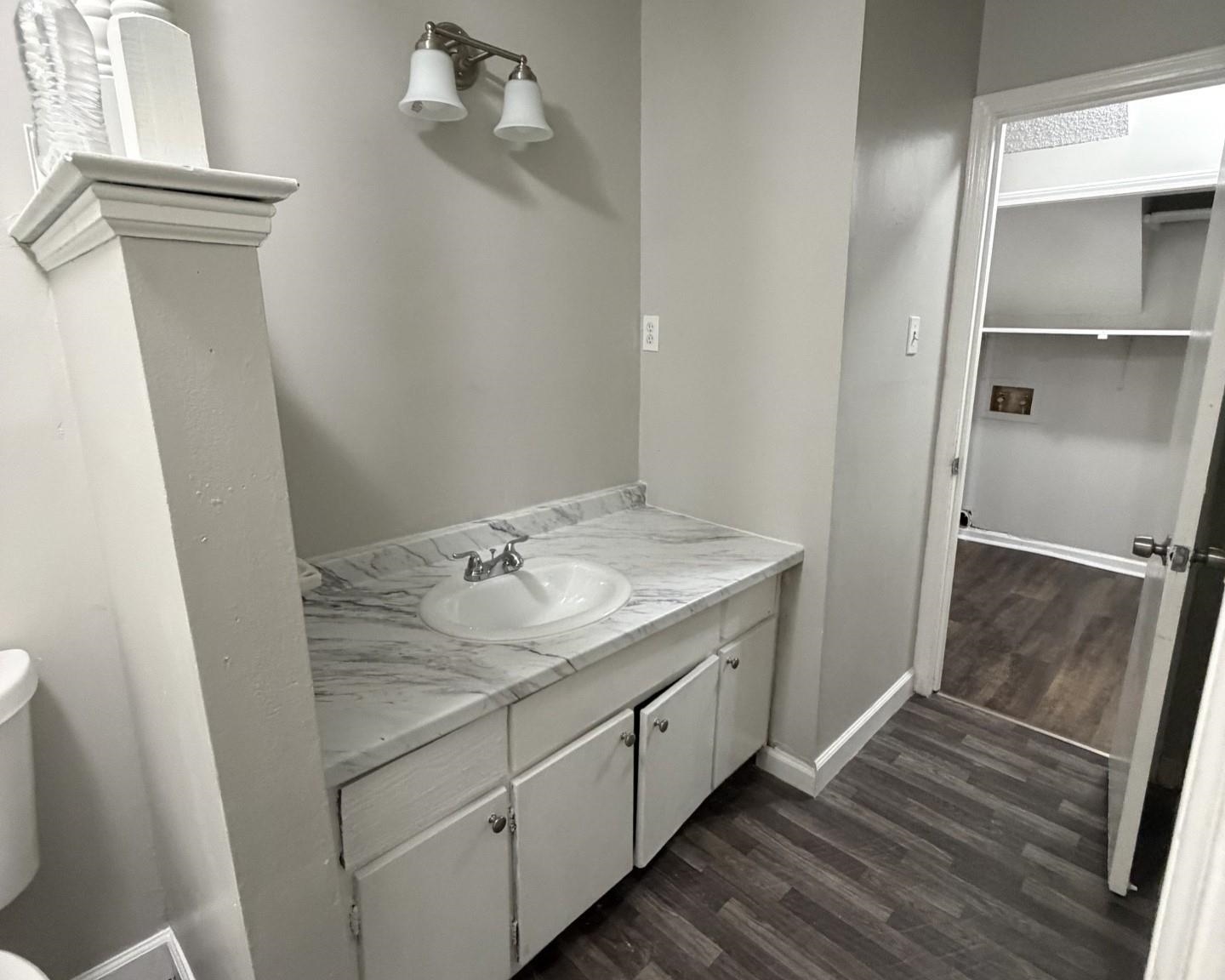5696 Shagbark Ct Property Photo 9
