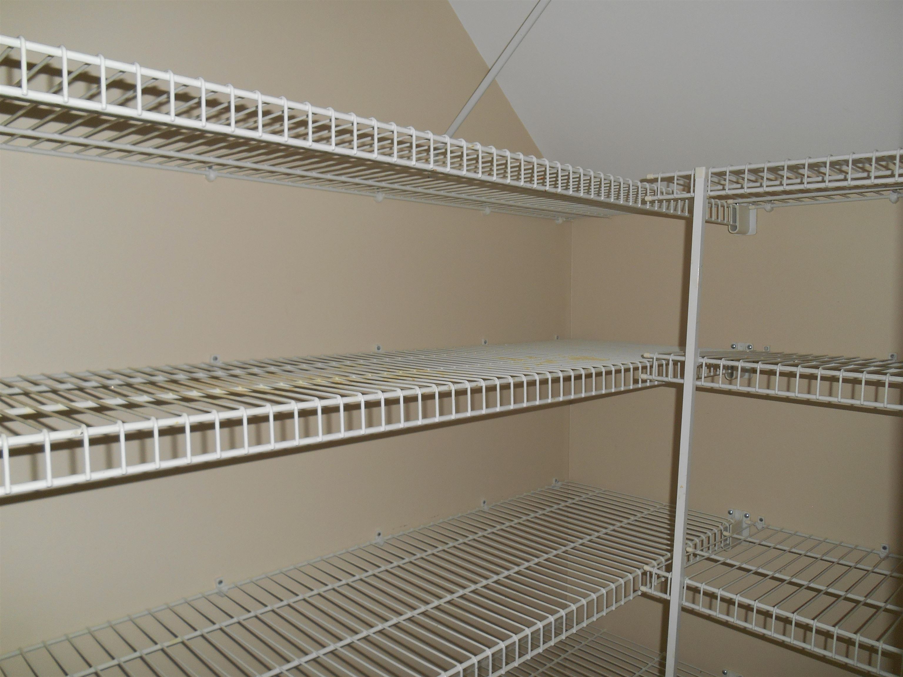 740 Rolling Oaks Ln Property Photo 16