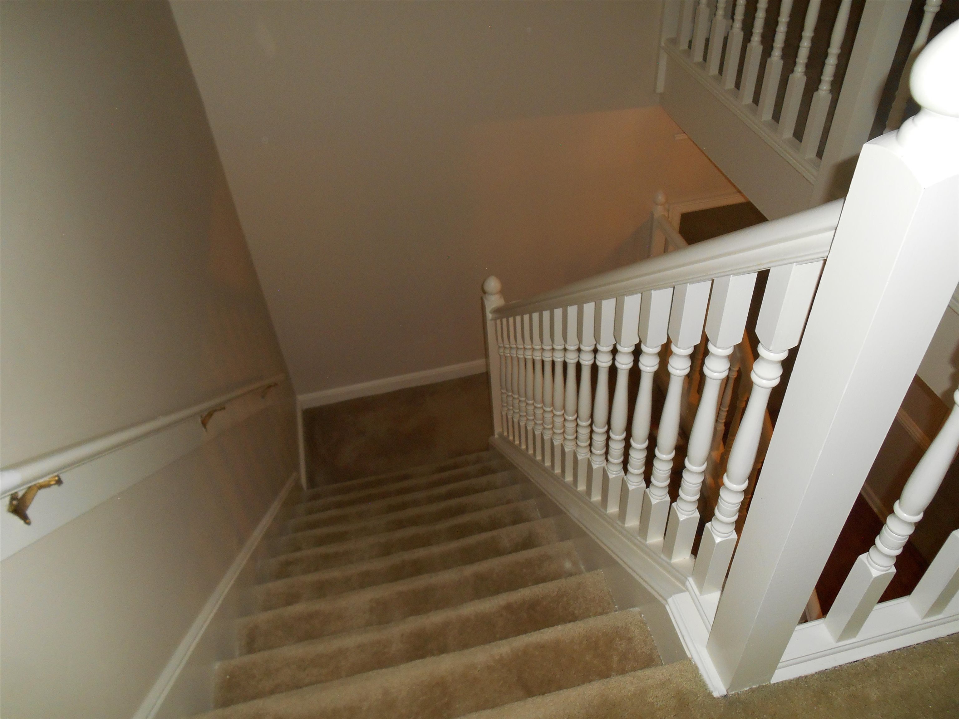 740 Rolling Oaks Ln Property Photo 20
