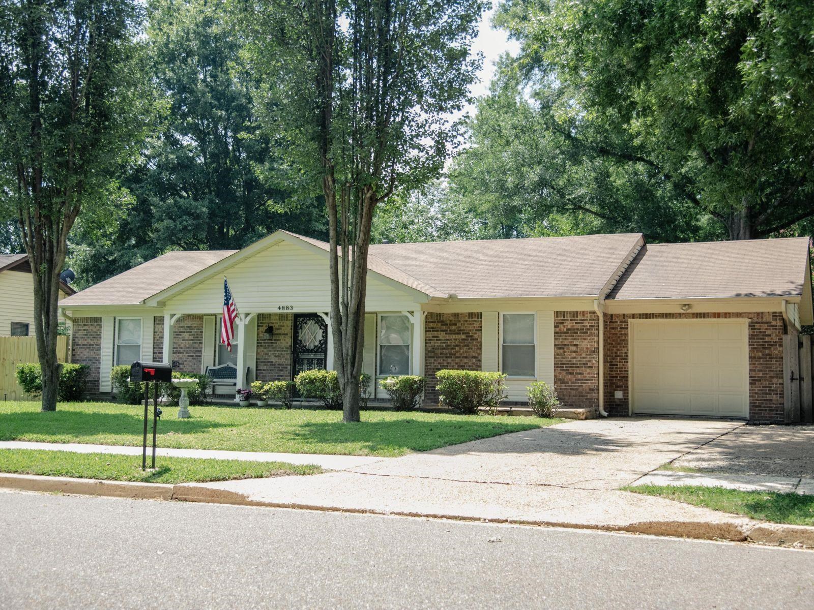 4883 Black Gum Dr Property Photo 1