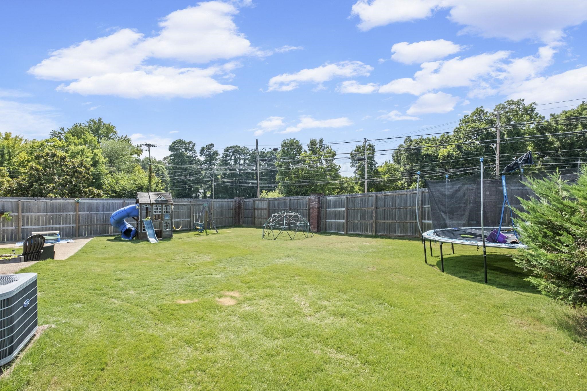 3483 Broadway St Property Photo 27