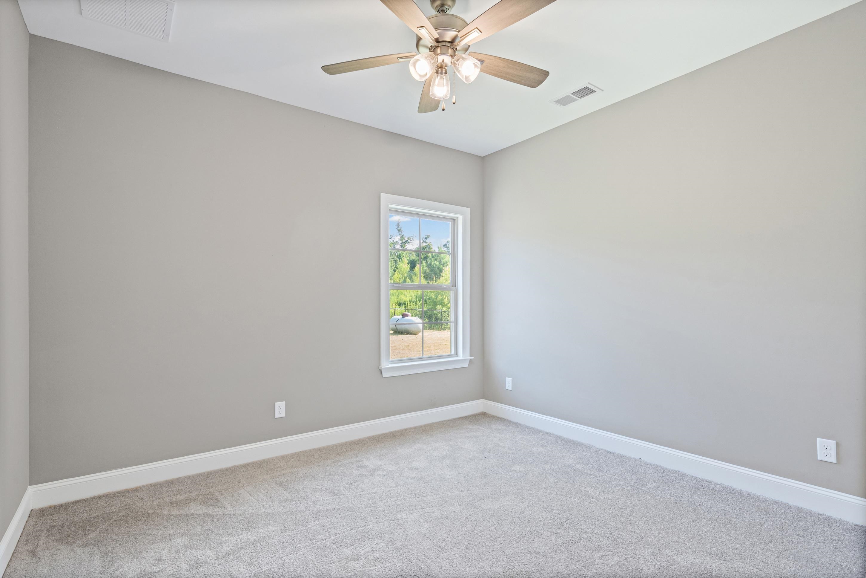 224 Poplar Ln Property Photo 22
