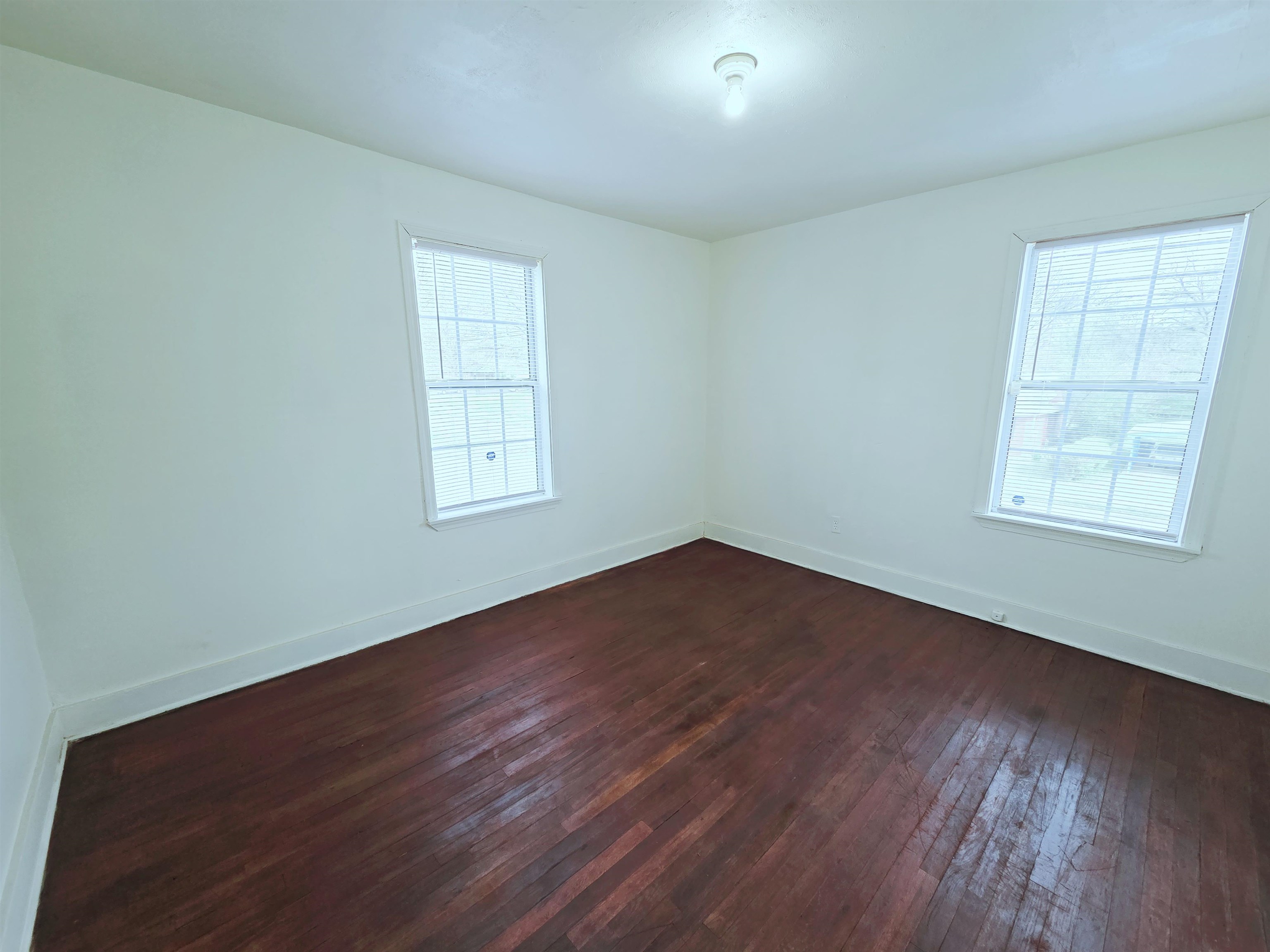 1458 Stevenson St Property Photo 7
