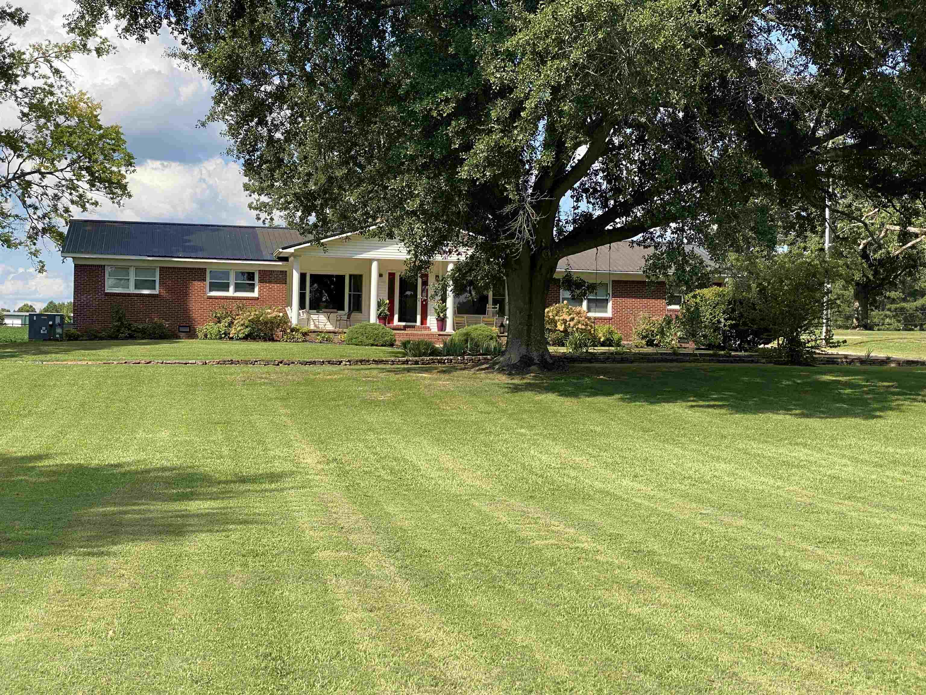 75 64 Hwy Property Photo 3