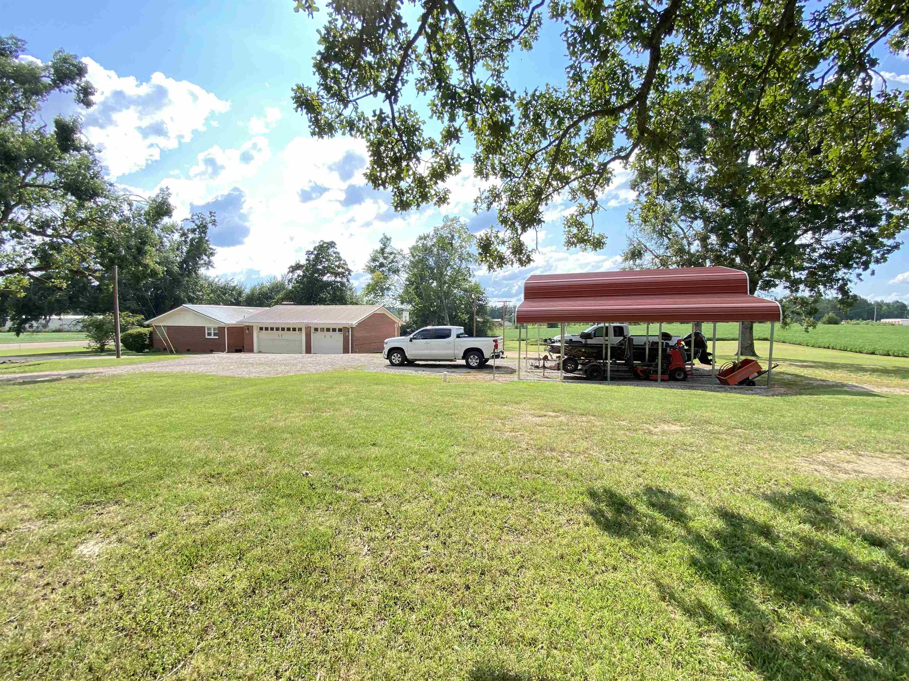 75 64 Hwy Property Photo 39