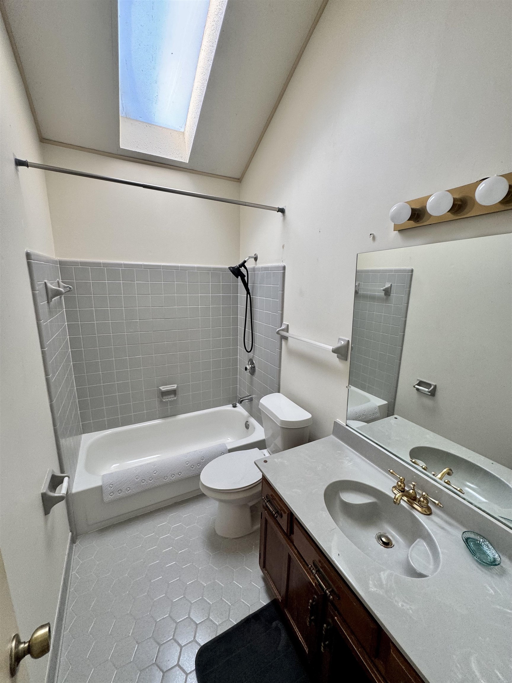 5823 Grassy Valley Dr Property Photo 13