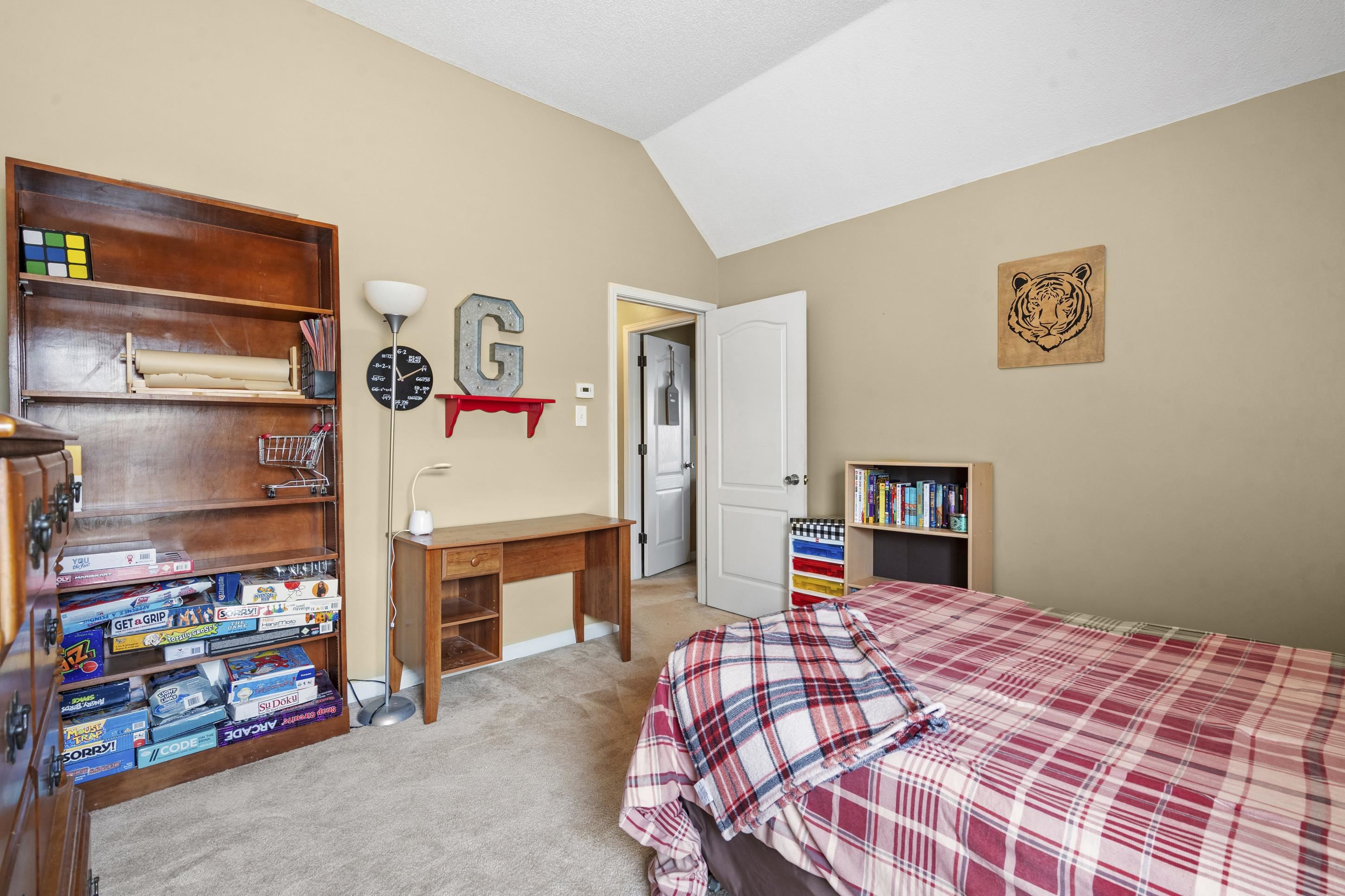 9320 S Fairmont Cir Property Photo 21