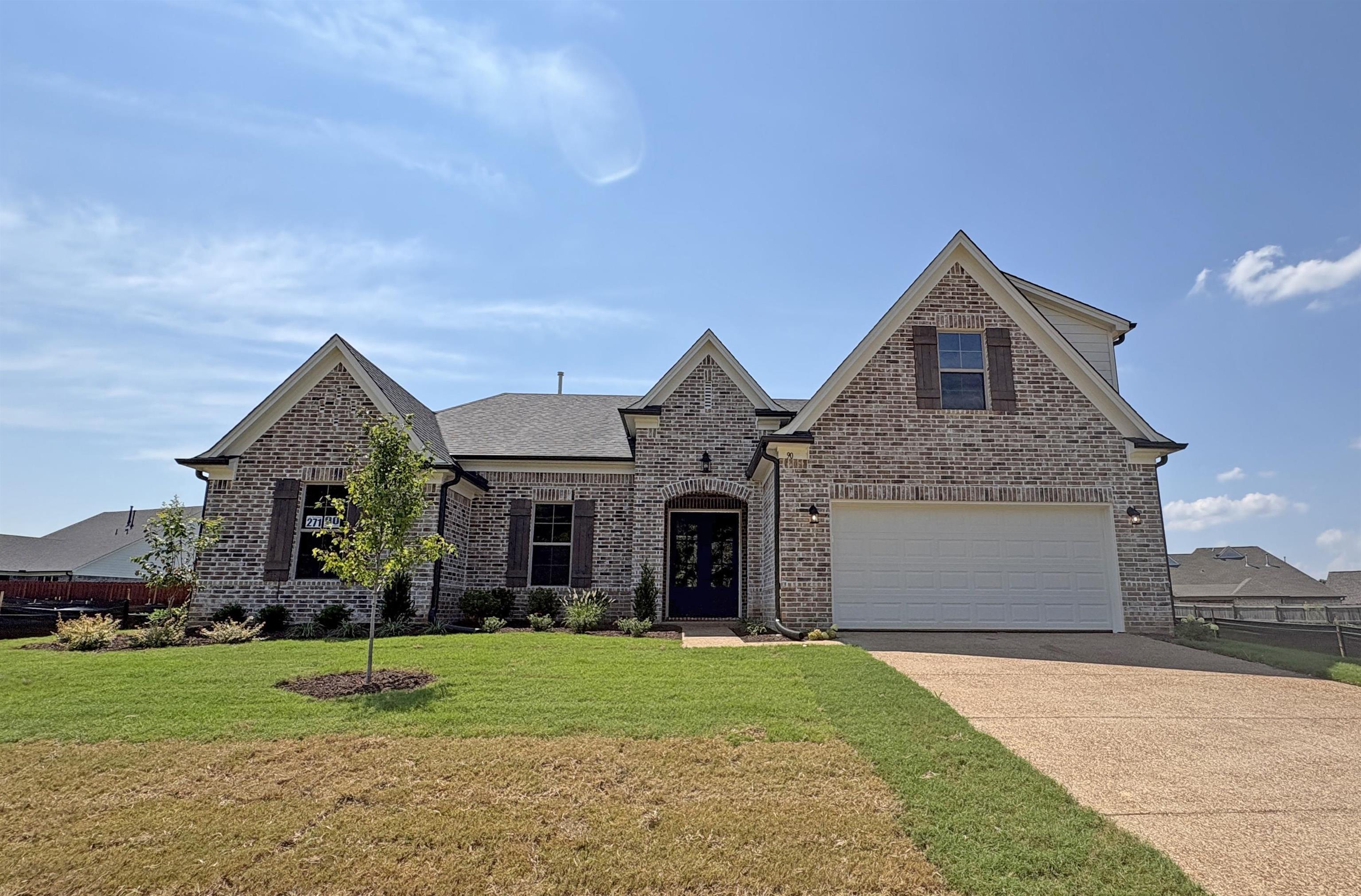 90 Ridgefield Dr Property Photo 1