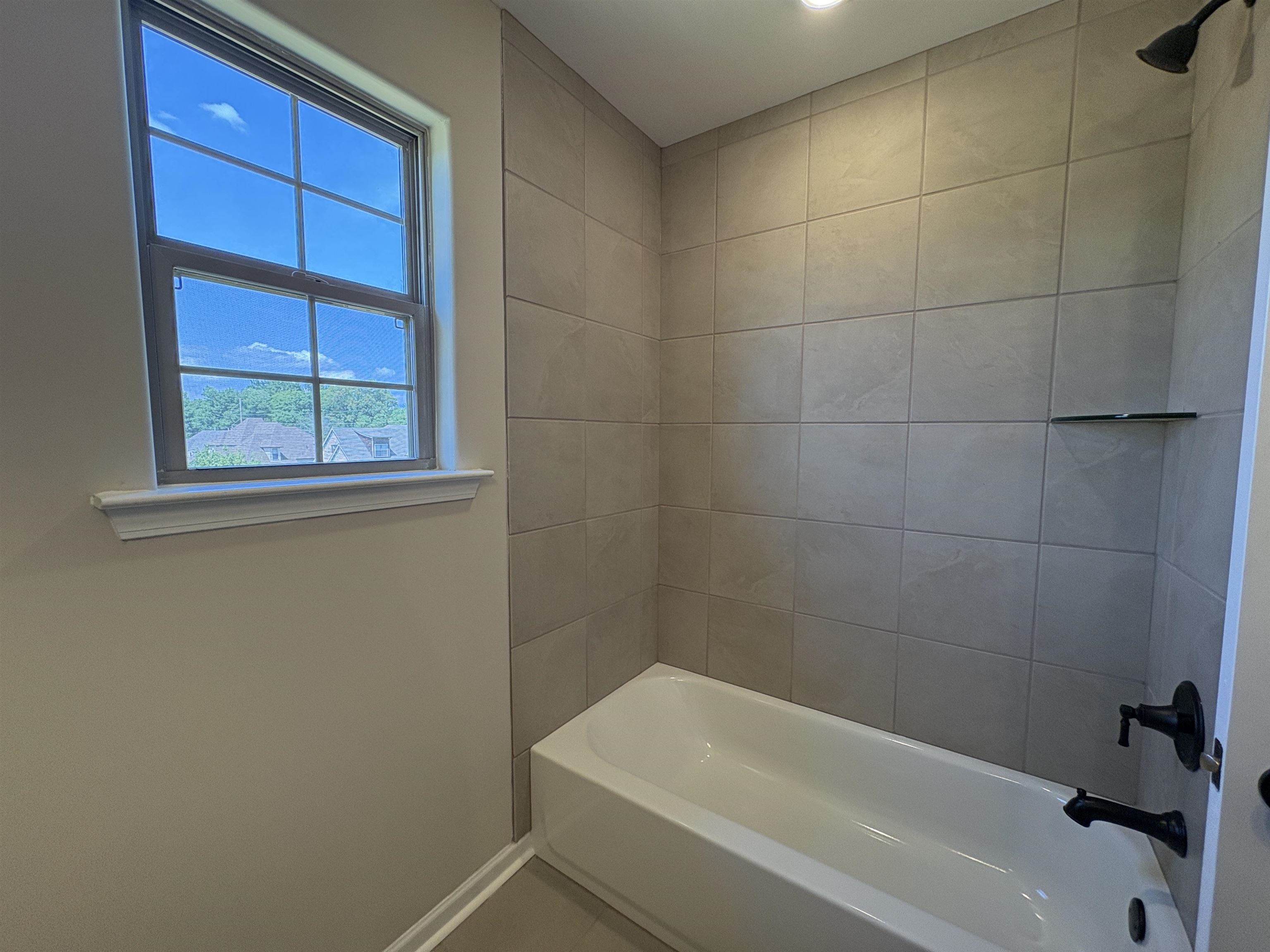 90 Ridgefield Dr Property Photo 16