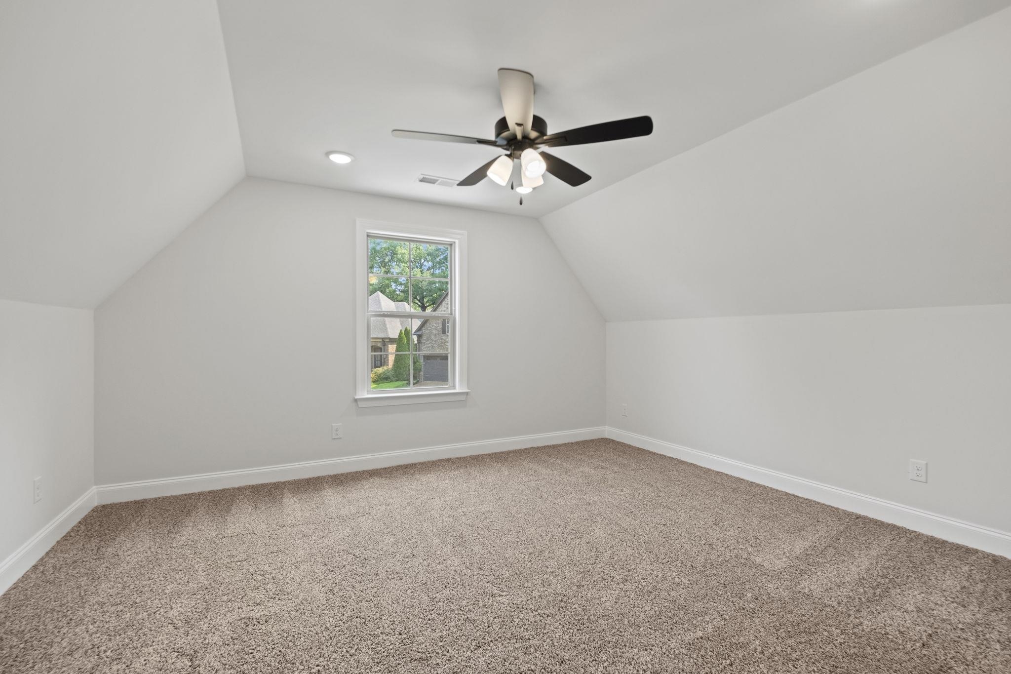 7319 Winterbrook Ln Property Photo 31