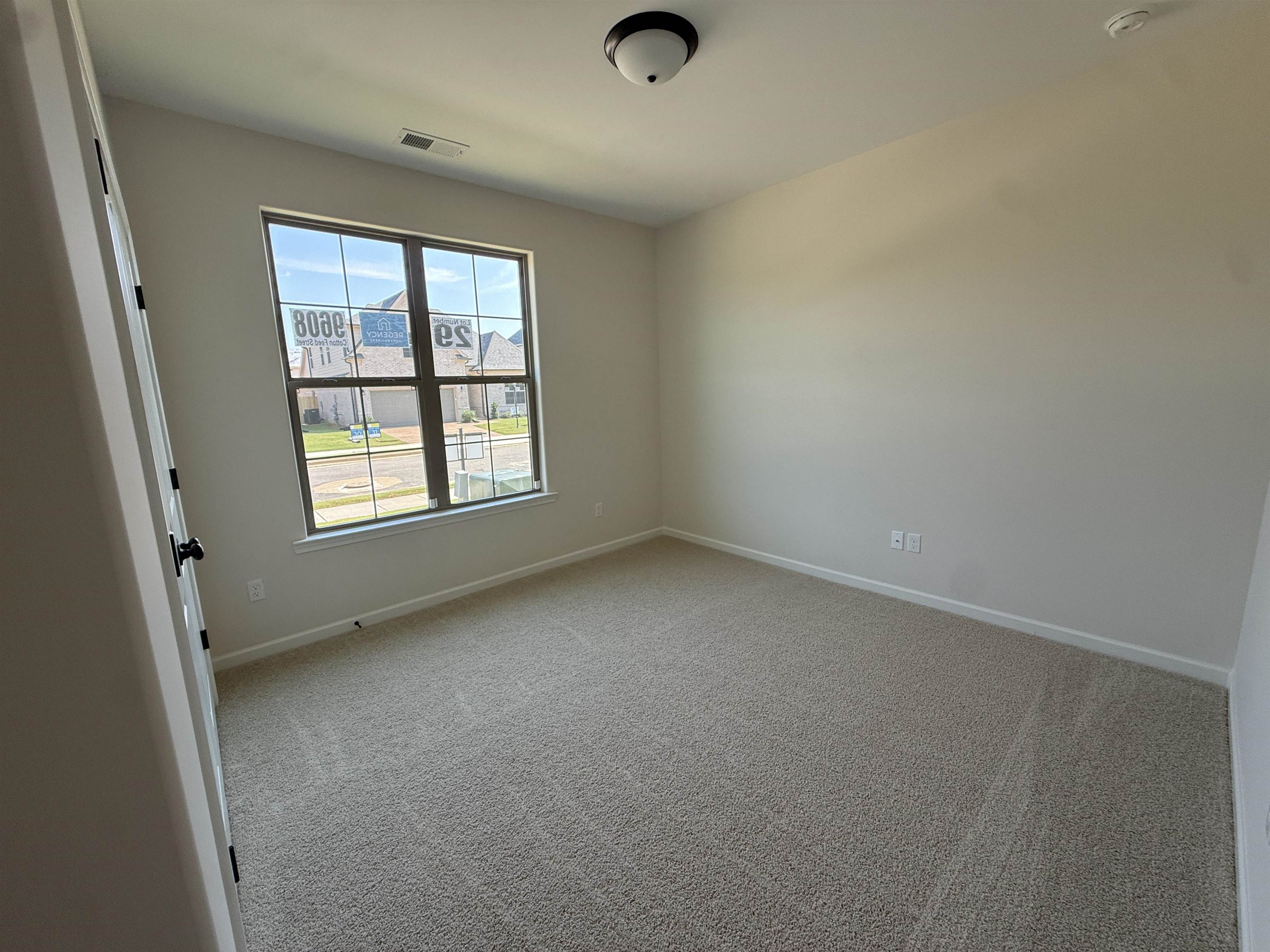 9608 Cotton Feed St Property Photo 11