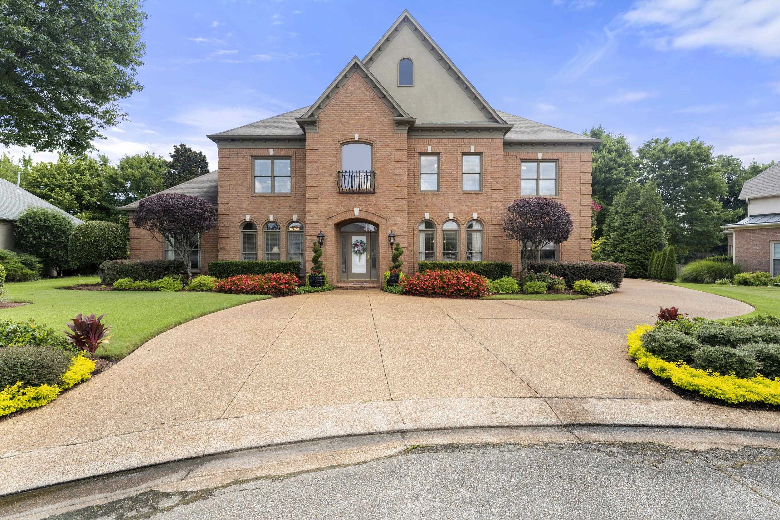 3608 GOLF WALK CIR E Property Image