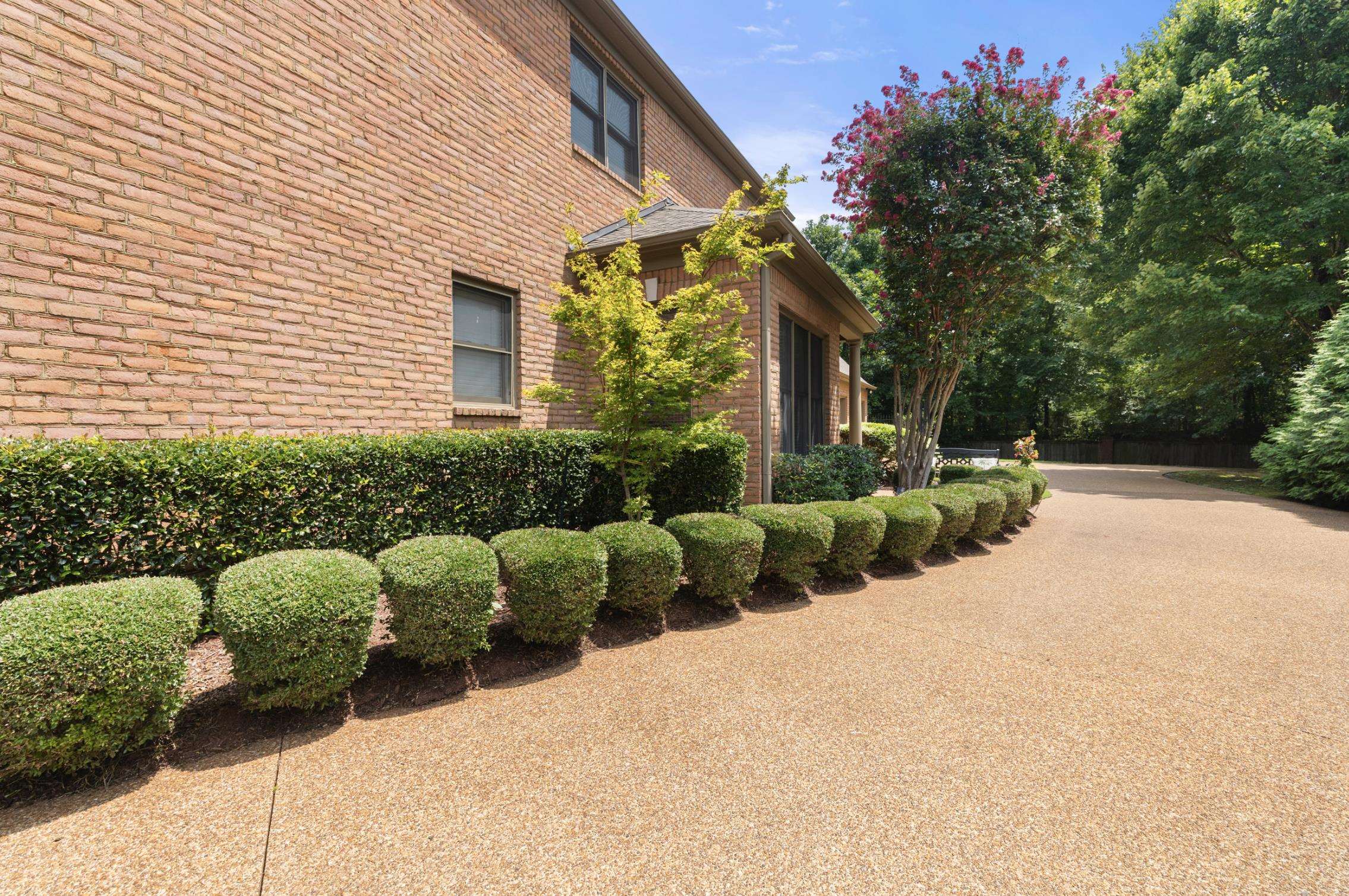 3608 Golf Walk Cir E Property Photo 2