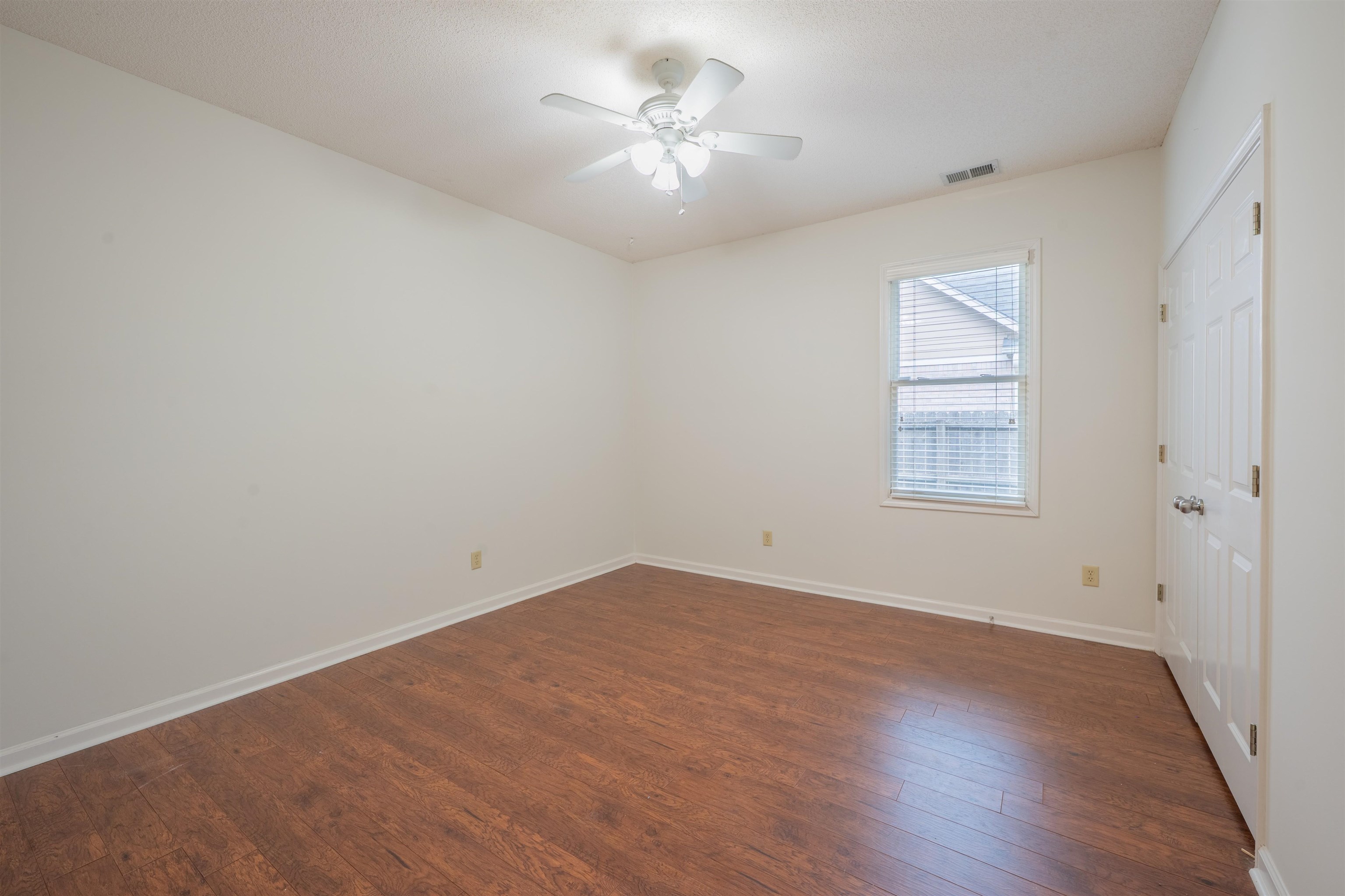 3911 Lighthouse Ln Property Photo 15
