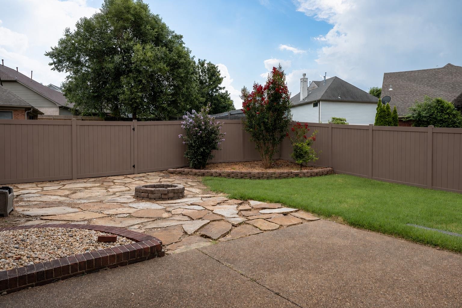 3911 Lighthouse Ln Property Photo 20