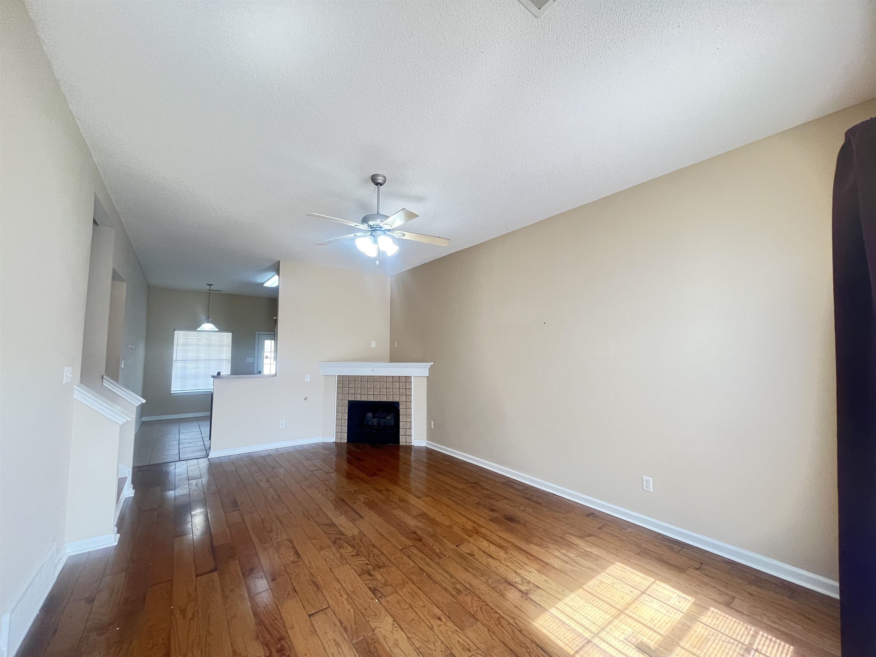 6836 Kamali Ave Property Photo 3