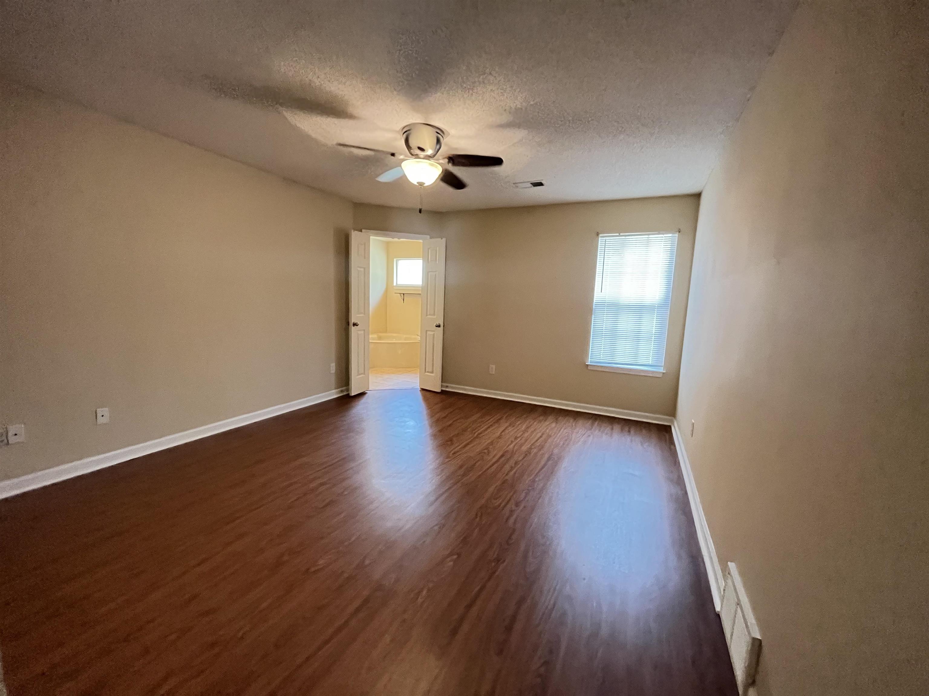 6836 Kamali Ave Property Photo 7