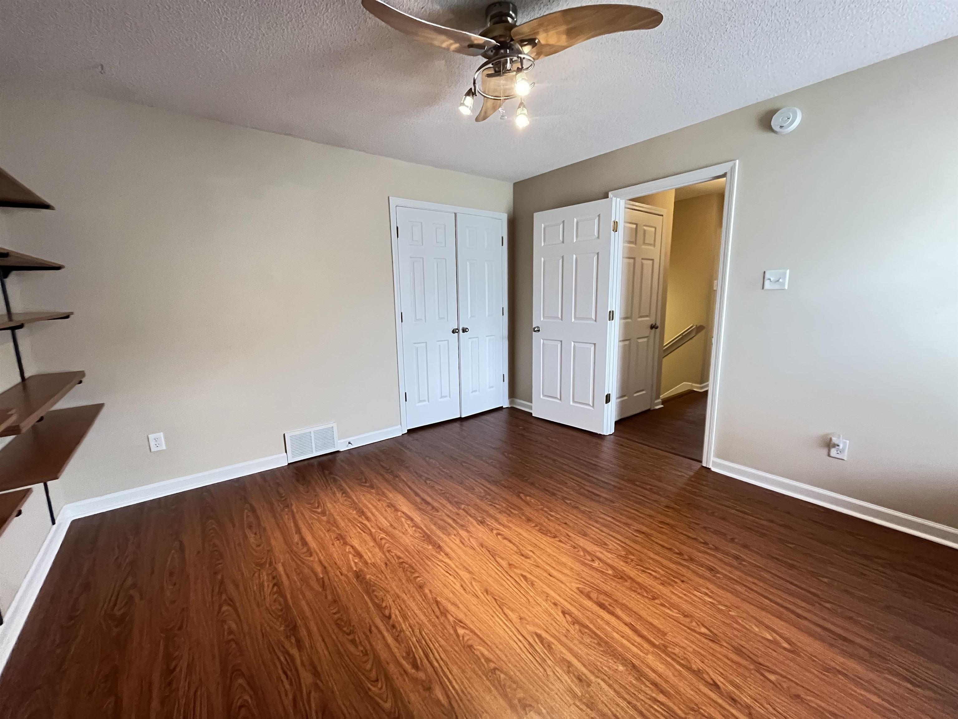 6836 Kamali Ave Property Photo 15