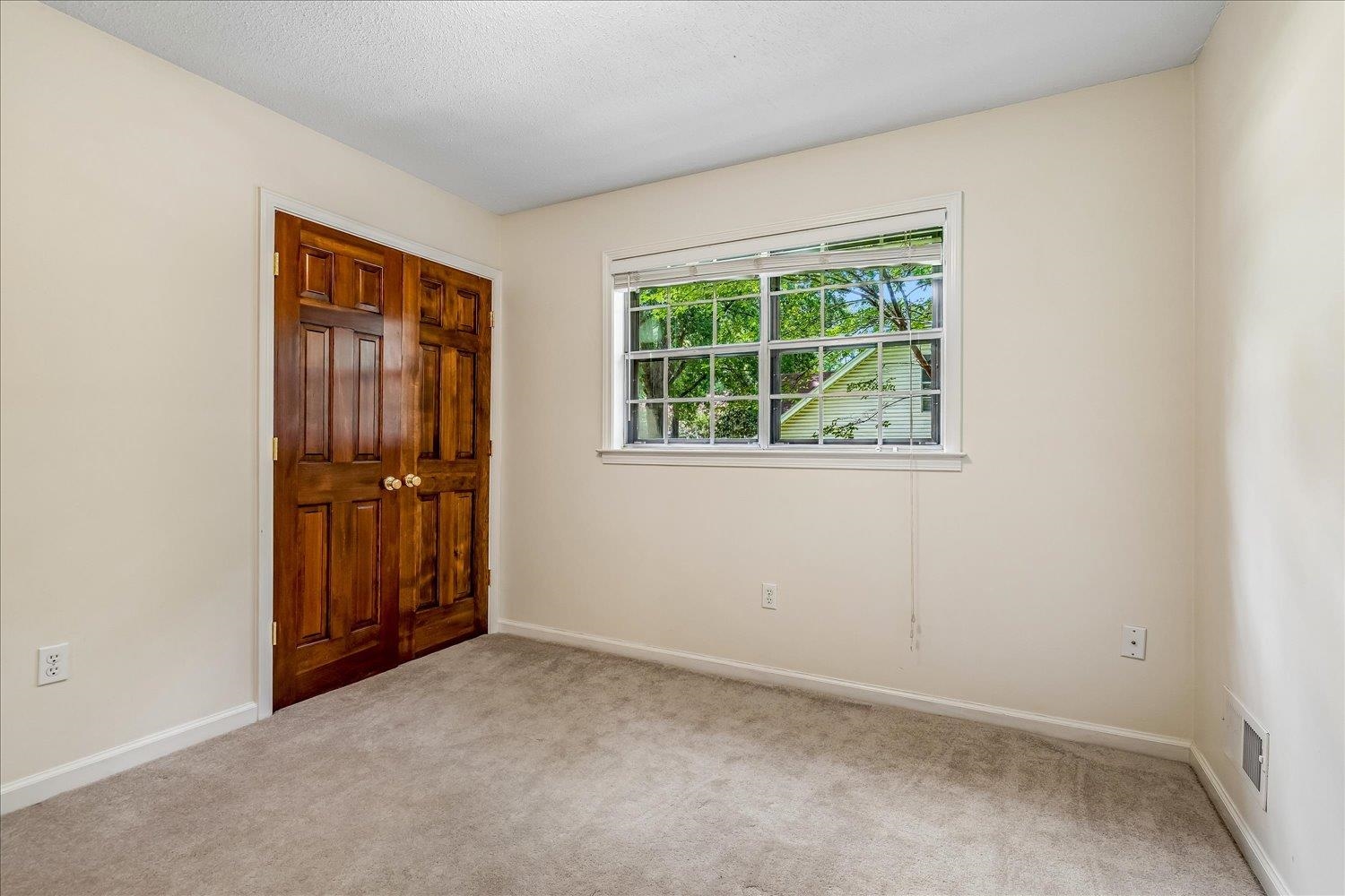 1528 Holly Hill Dr Property Photo 18
