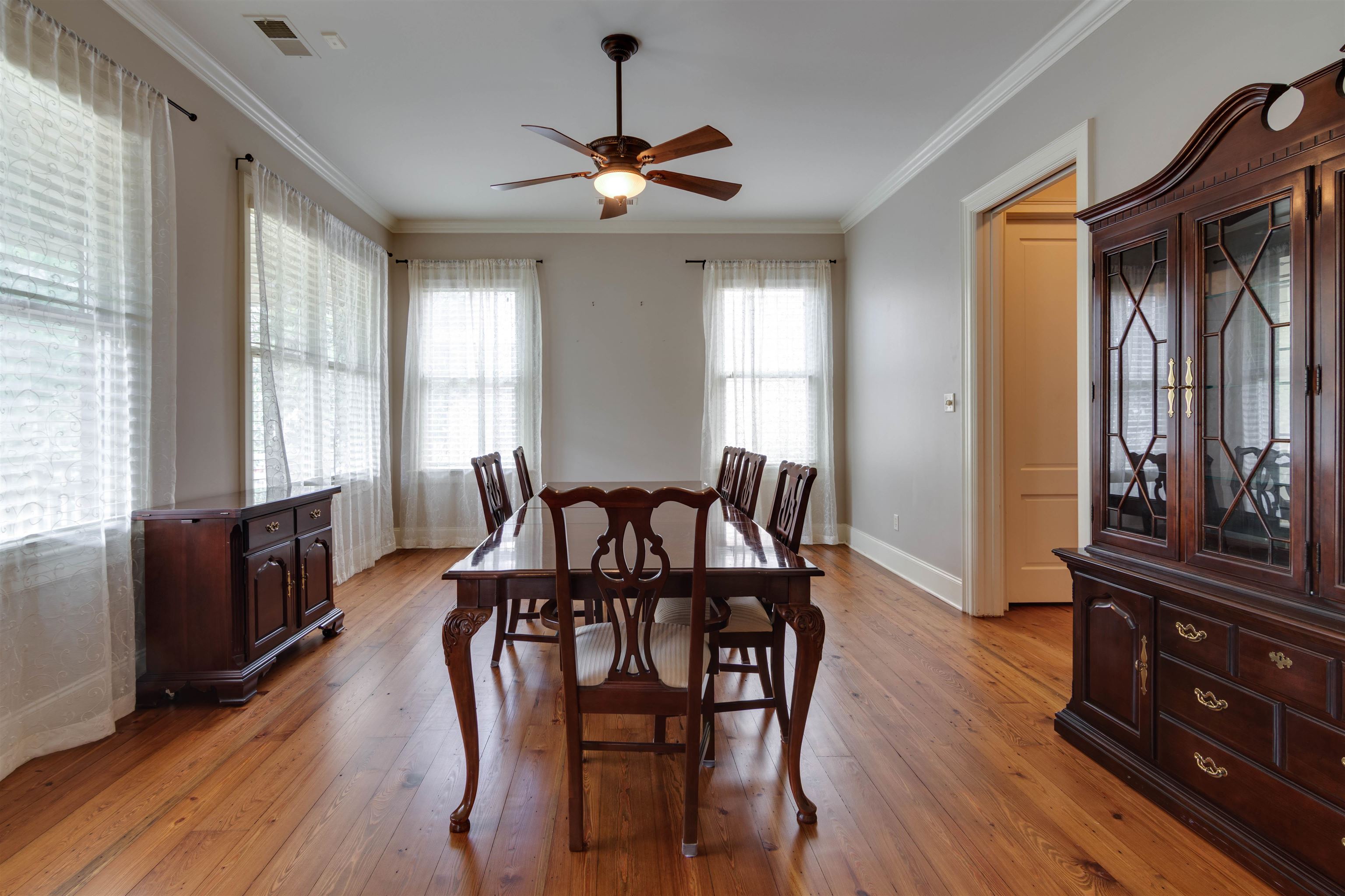 362 Shively Ave Property Photo 5