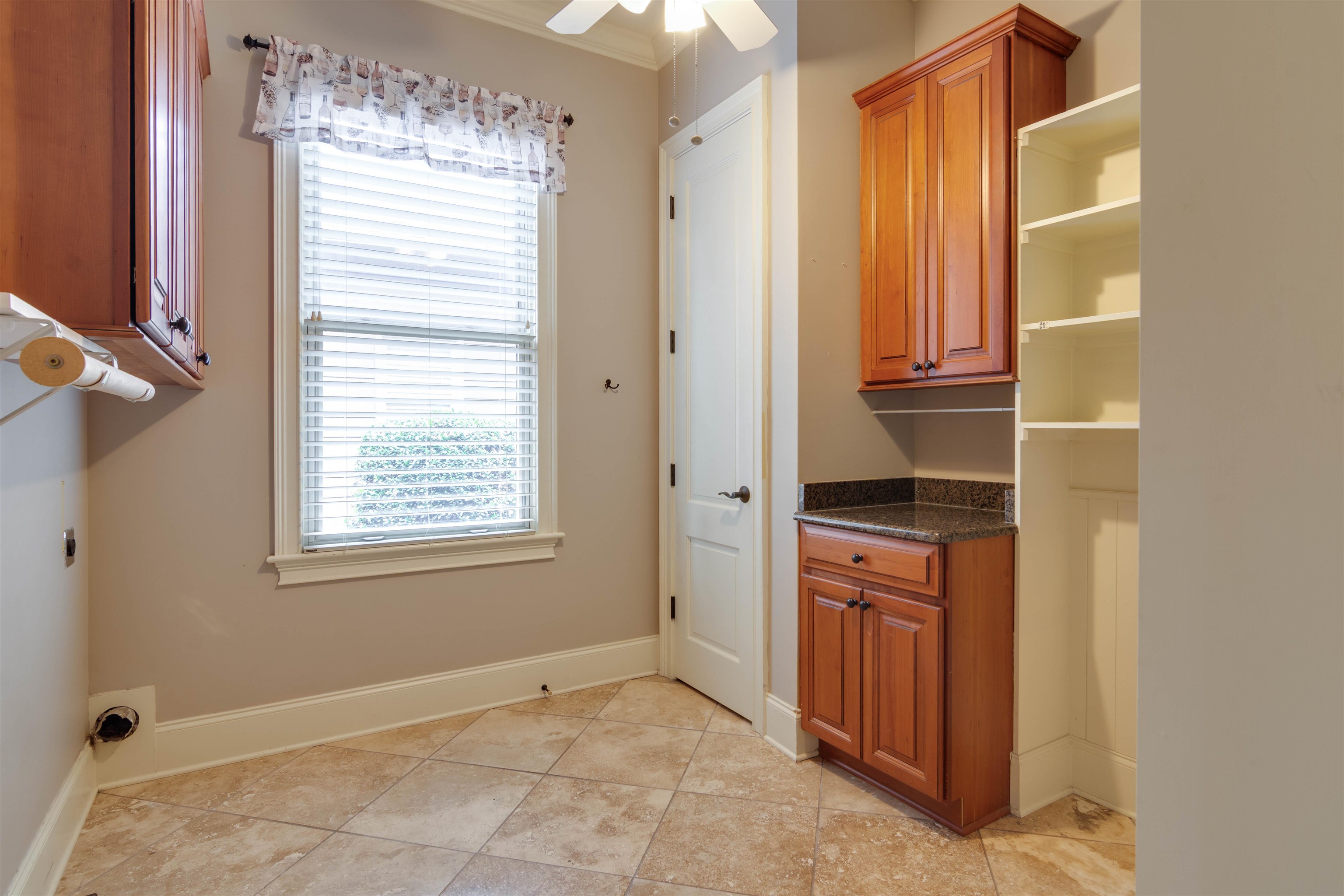362 Shively Ave Property Photo 13