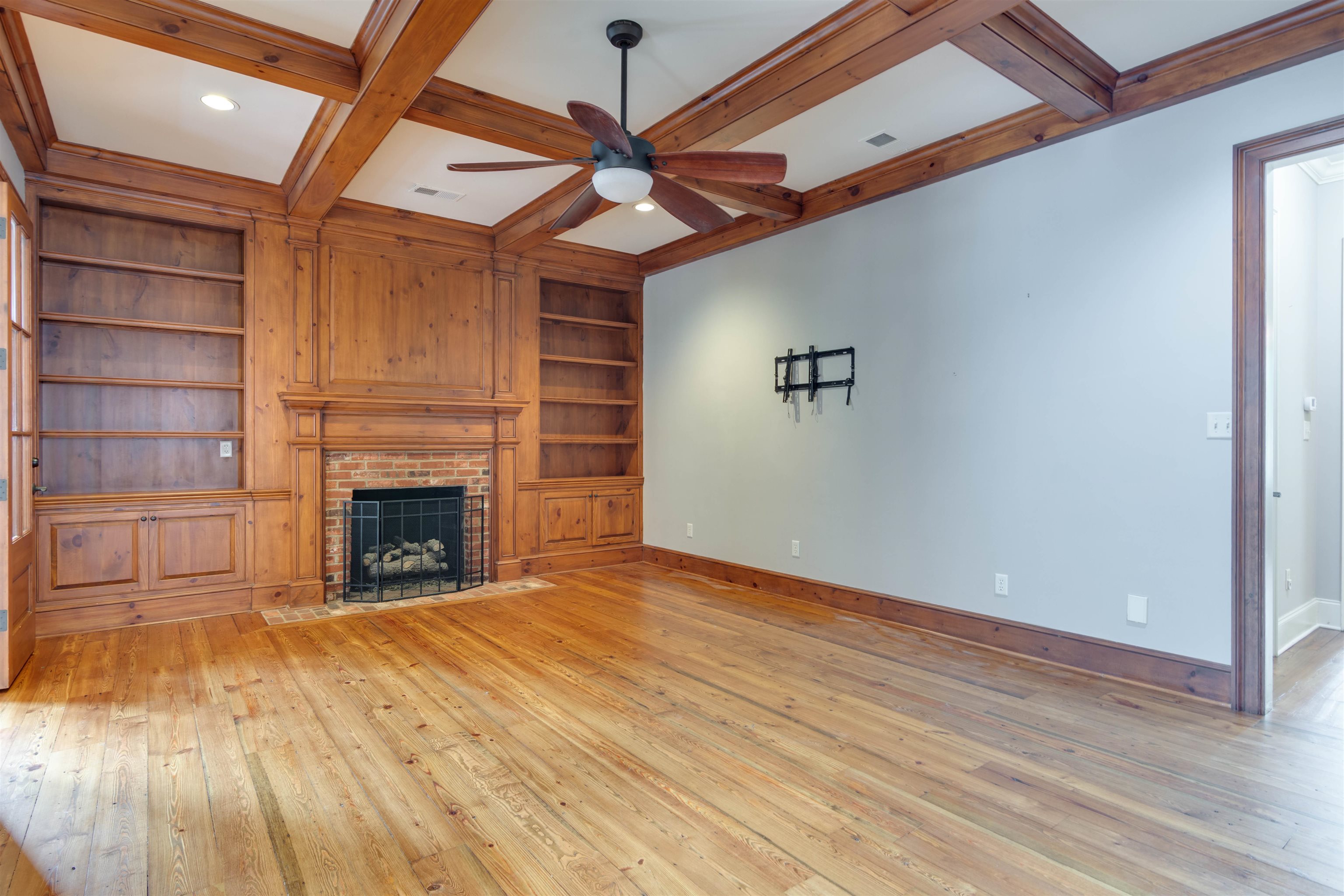 362 Shively Ave Property Photo 14