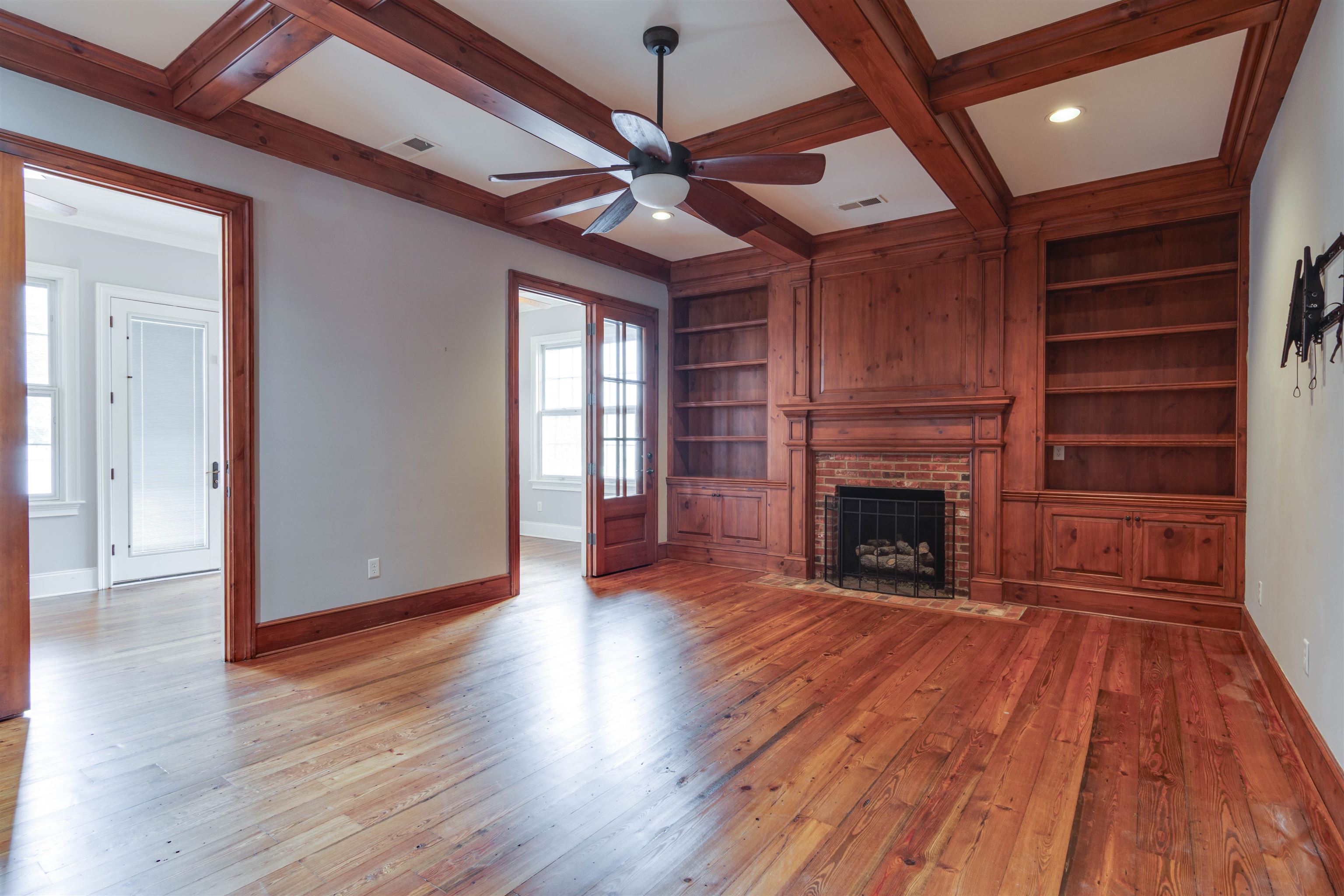 362 Shively Ave Property Photo 15
