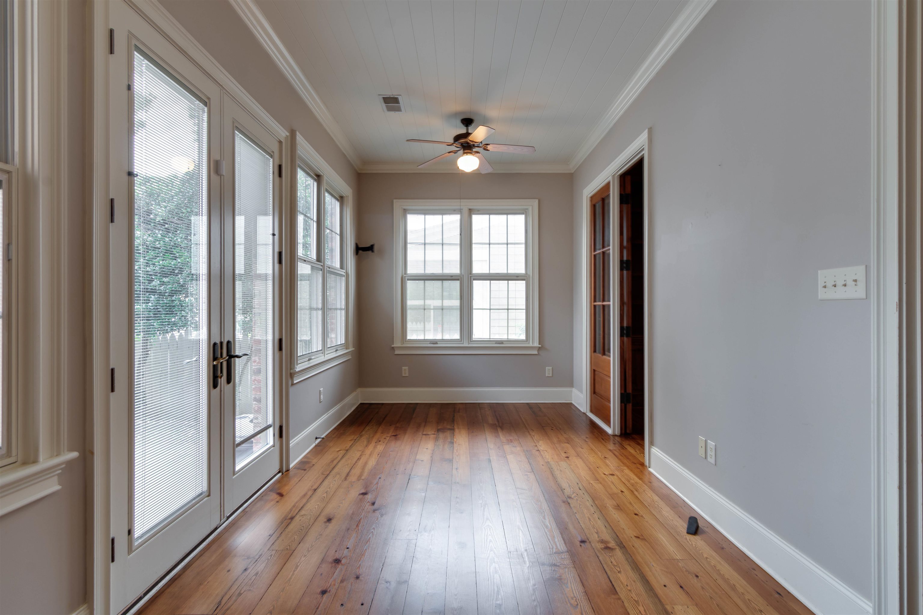 362 Shively Ave Property Photo 17