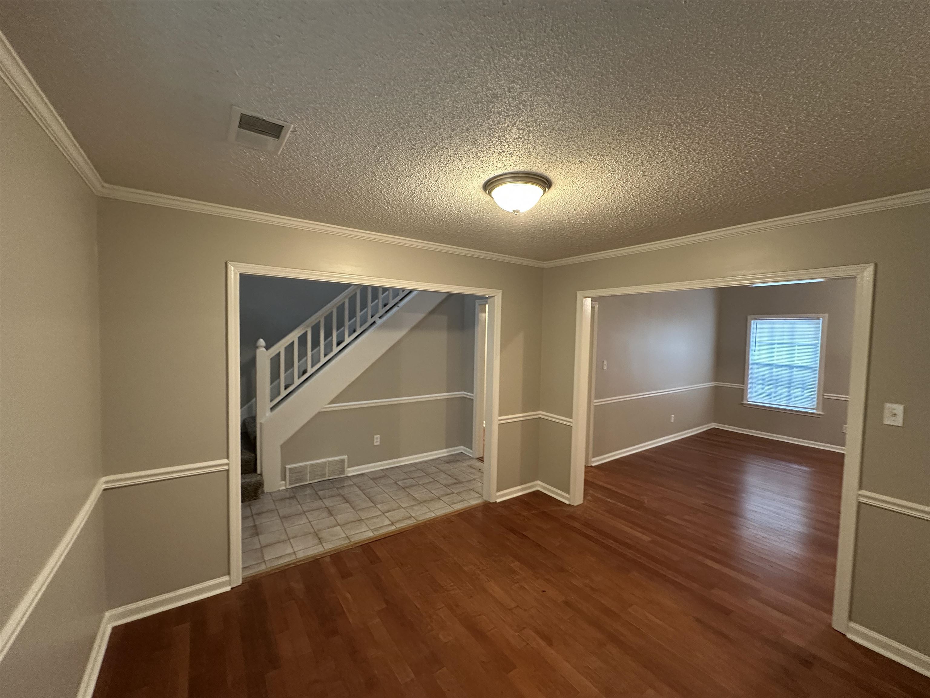 4439 Green Creek Dr Property Photo 7