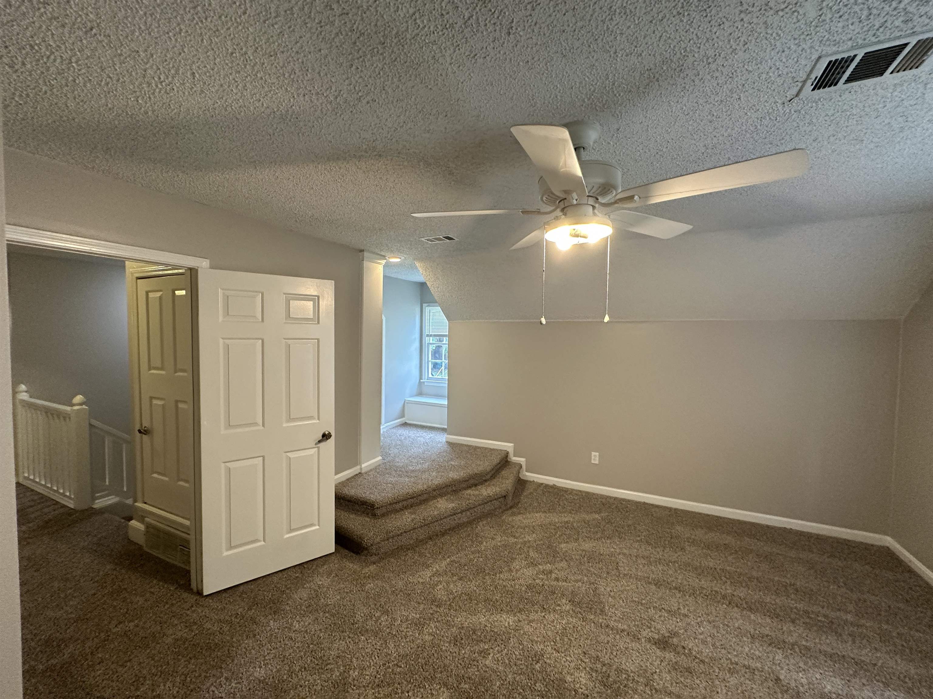 4439 Green Creek Dr Property Photo 24