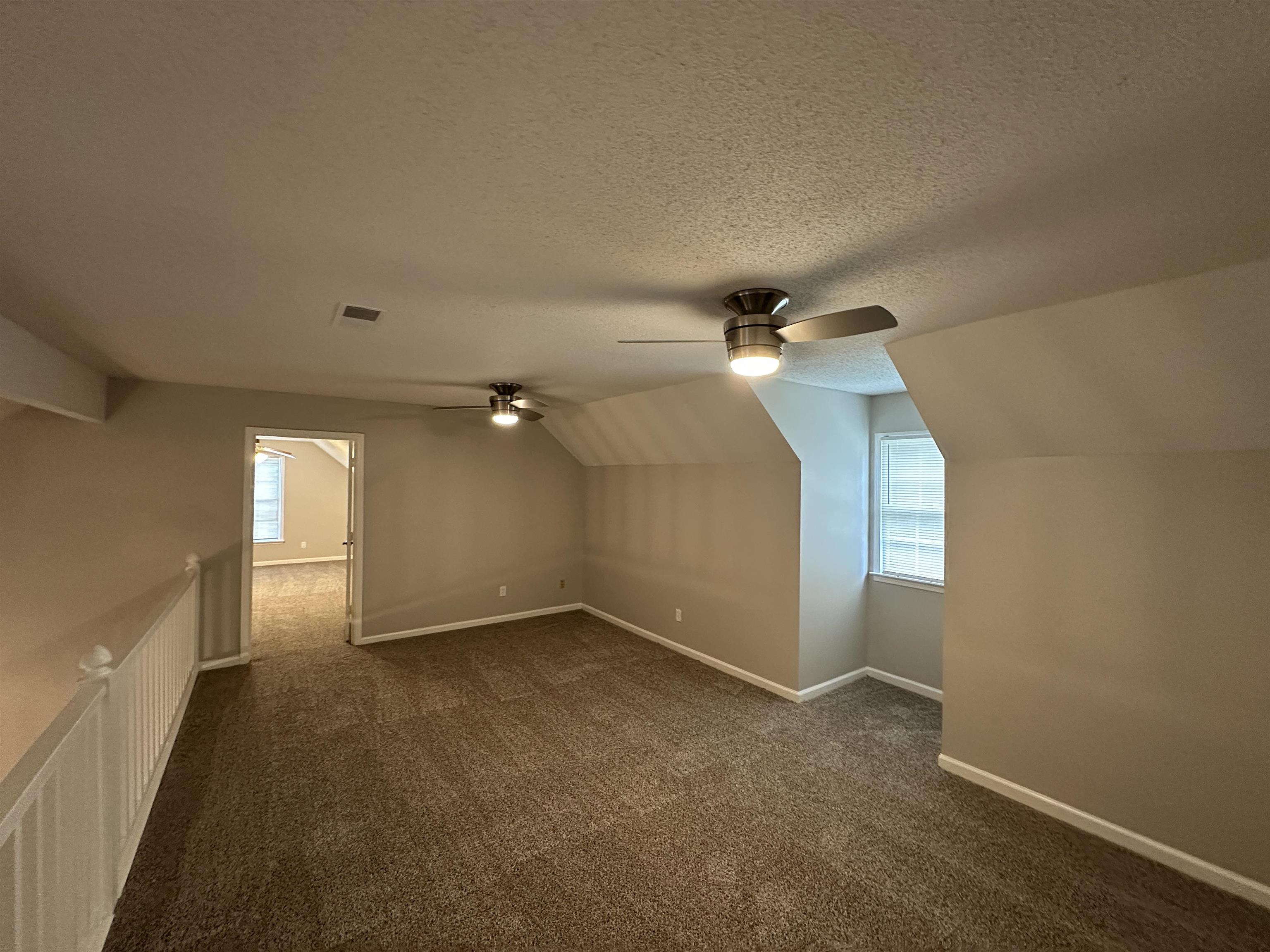 4439 Green Creek Dr Property Photo 27