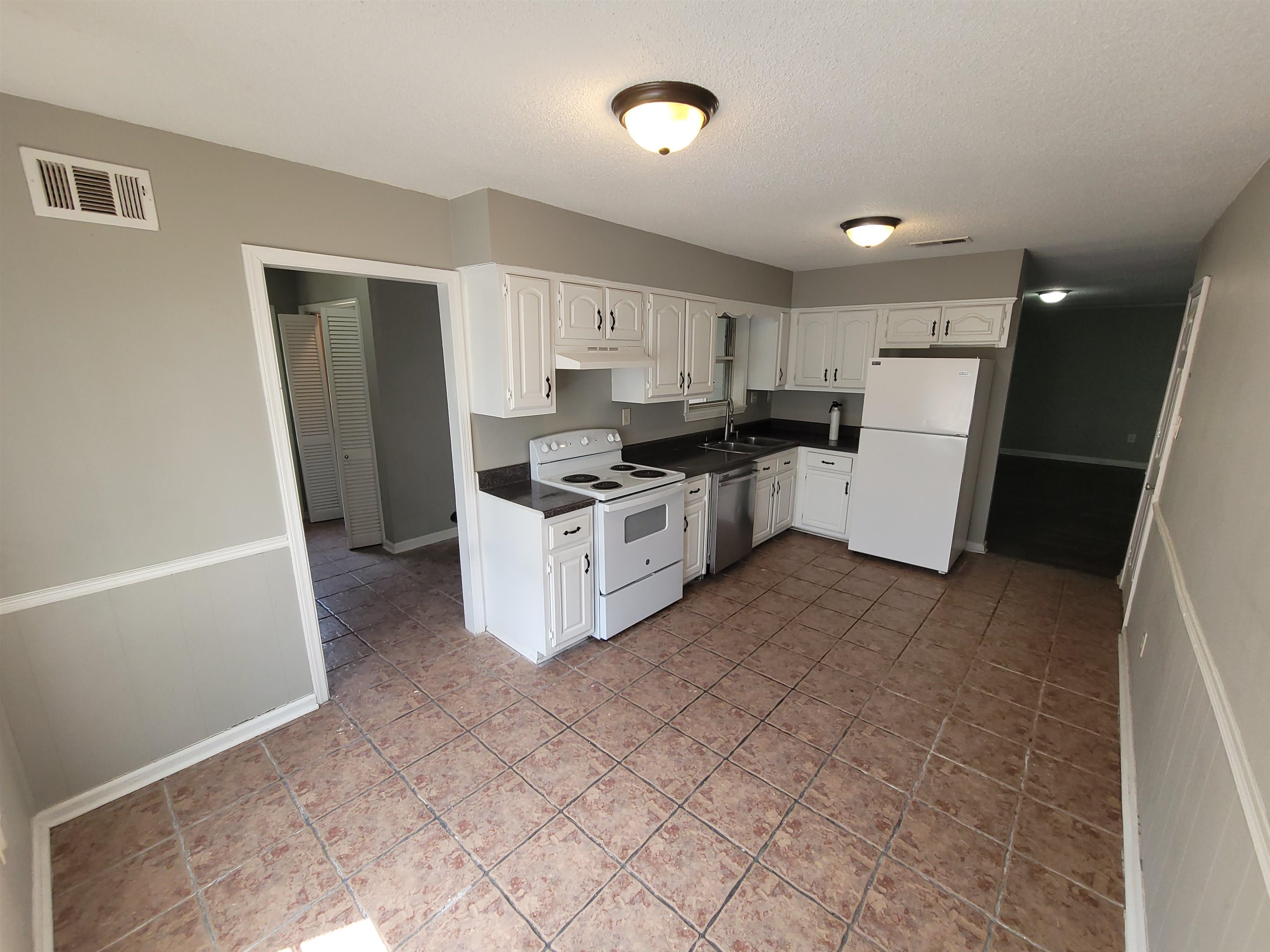 1313 Ryanwood Ave Property Photo 11