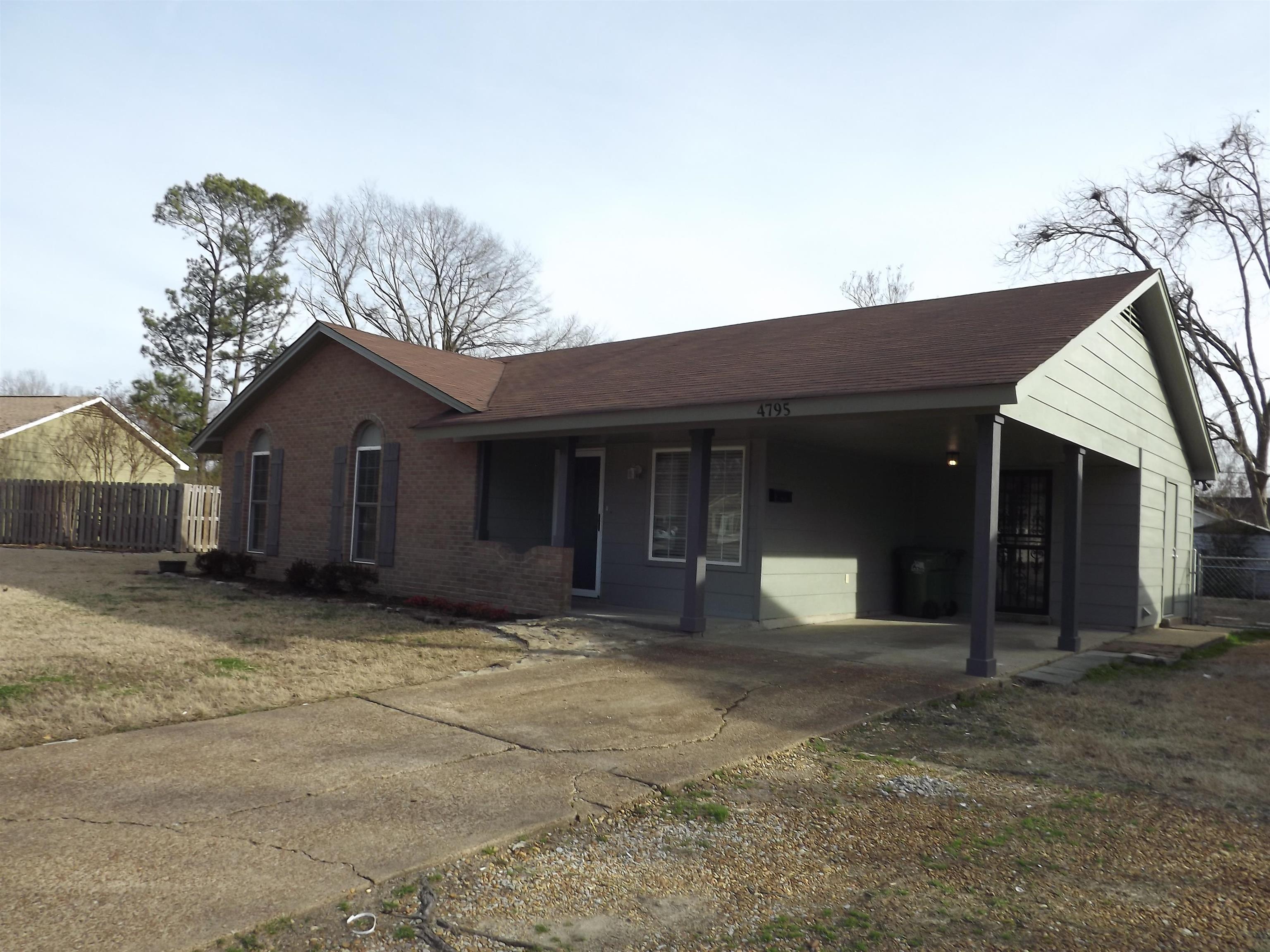 4795 Janie St Property Photo 2